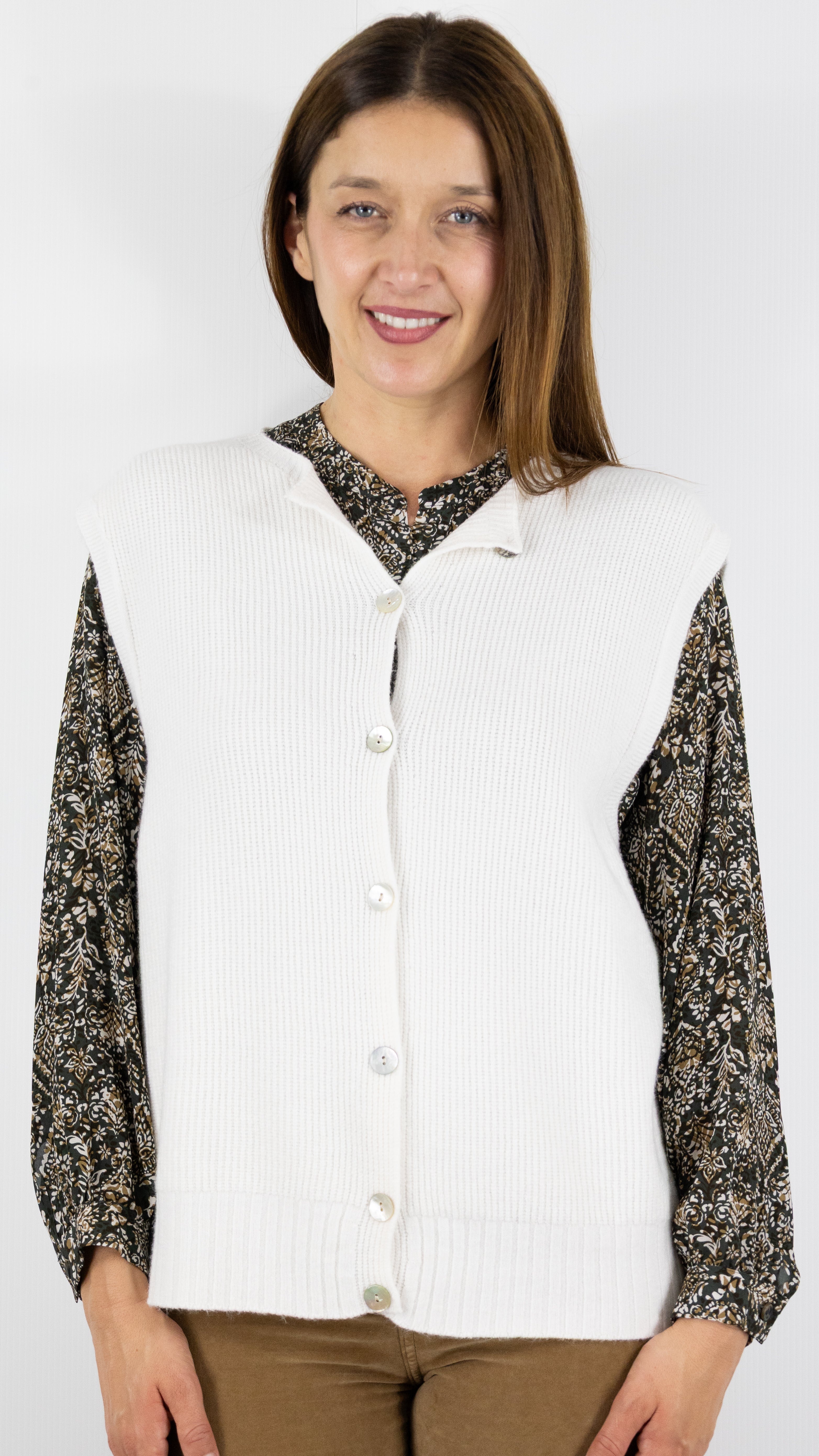 GILET LONG BOUTONNE SANS MANCHES ALEXANDRE LAURENT L8426#COLOR_ECRU