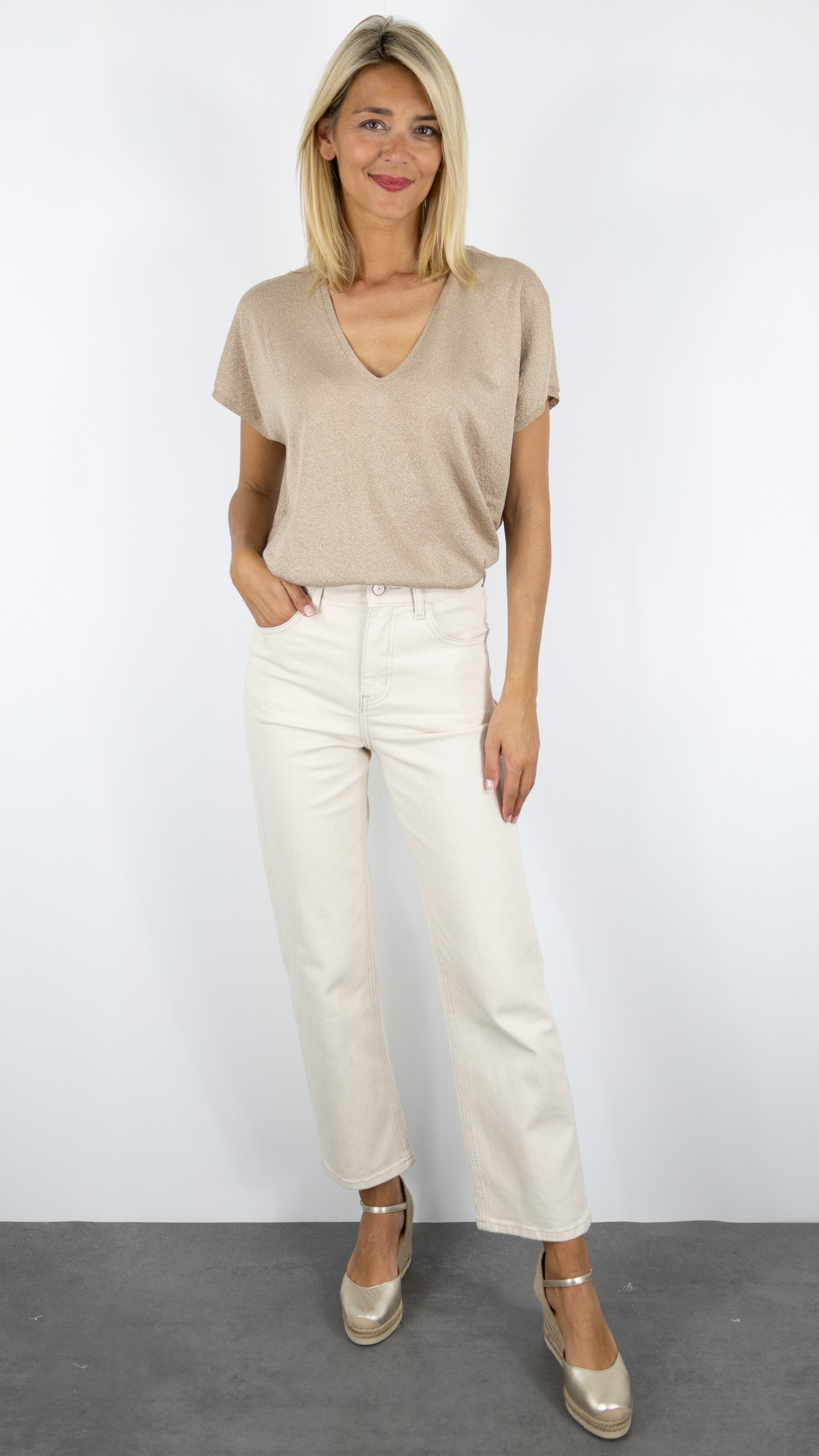 PULL A PAILLETTES DORE COL V MANCHES COURTES AN'GE LANDREW#COLOR_SABLE