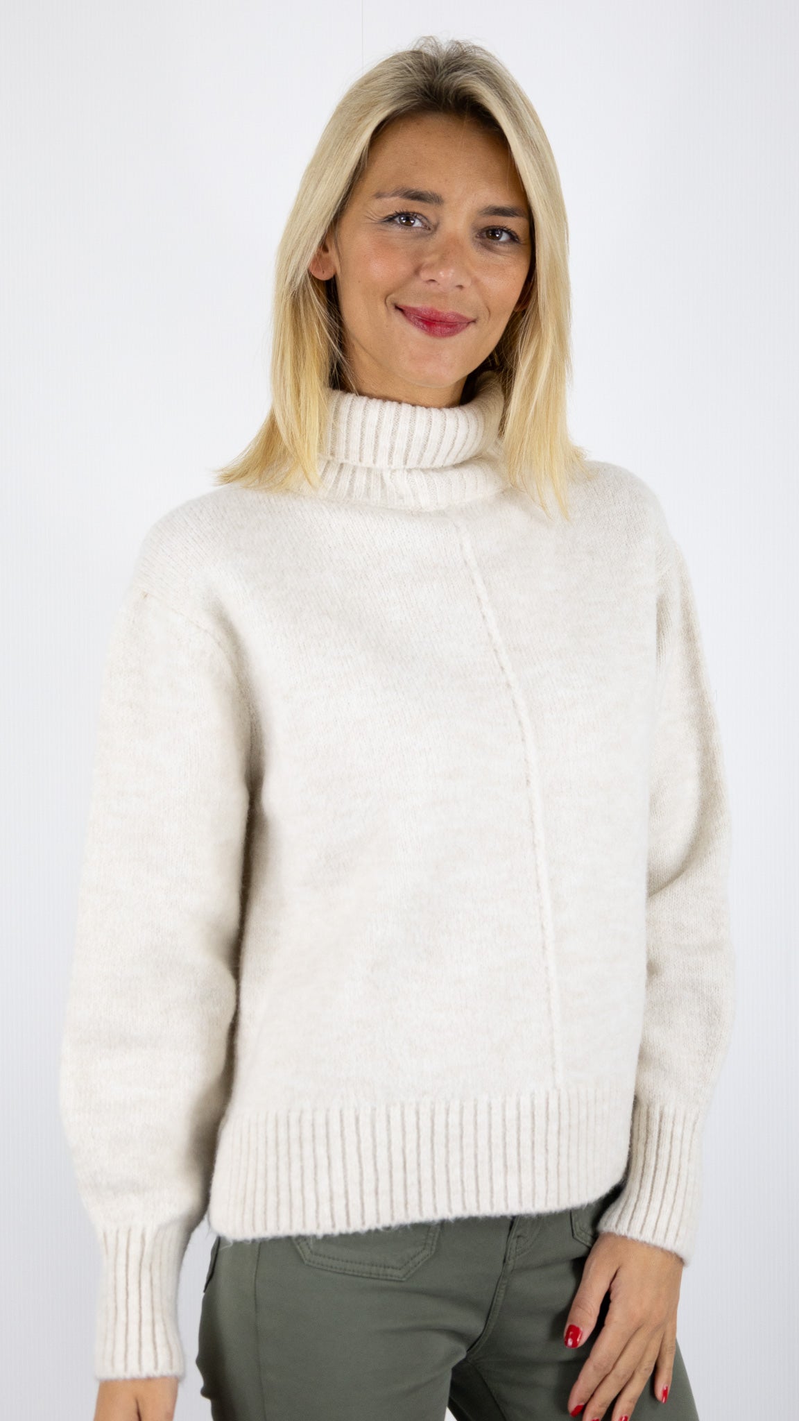 PULL AMPLE COL ROULE ECRU AN'GE LIPY#COLOR_ECRU