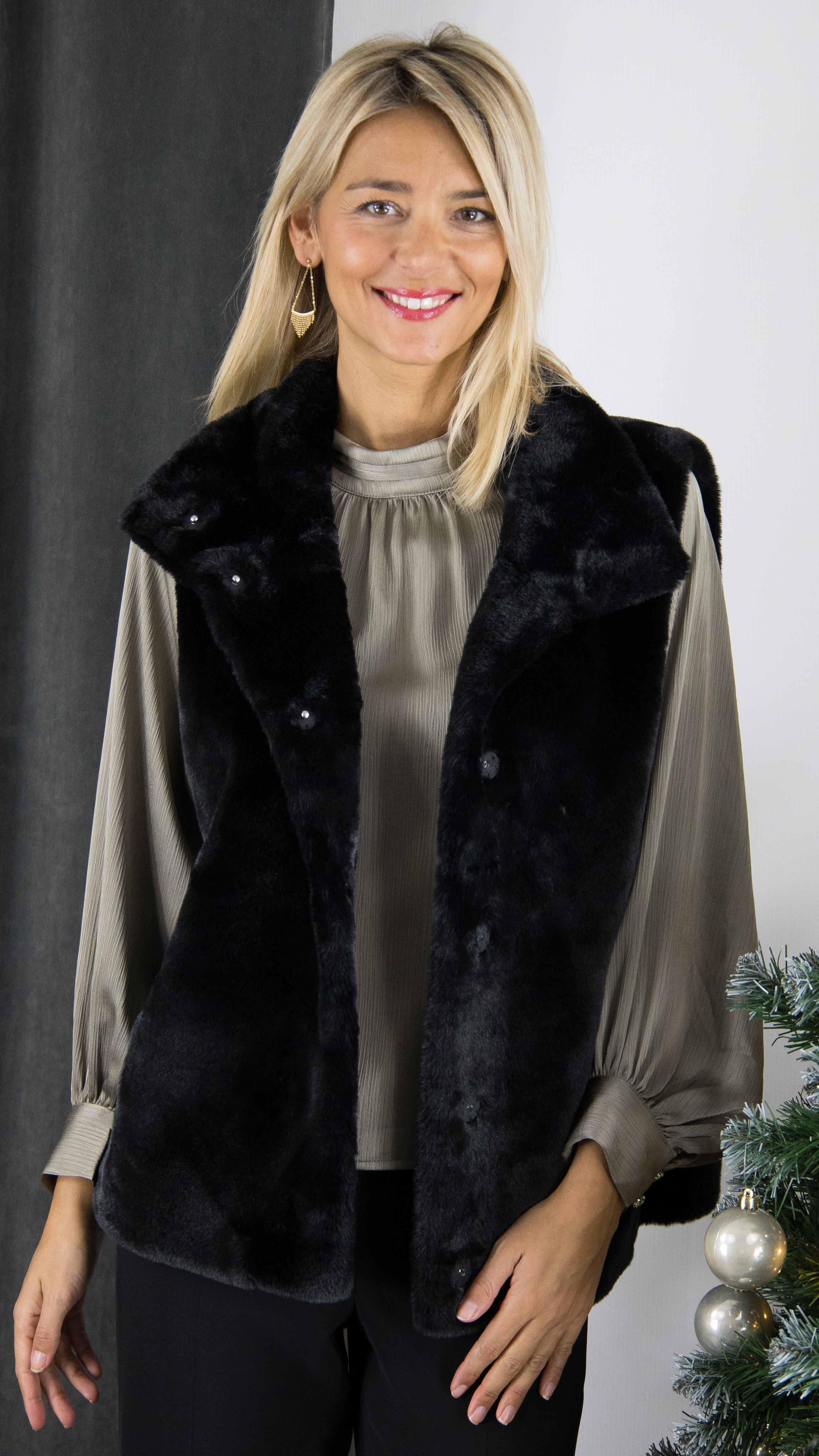 GILET SANS MANCHES EN FAUSSE FOURRURE VOUS LISON 7002511#COLOR_BLACK/NOIR