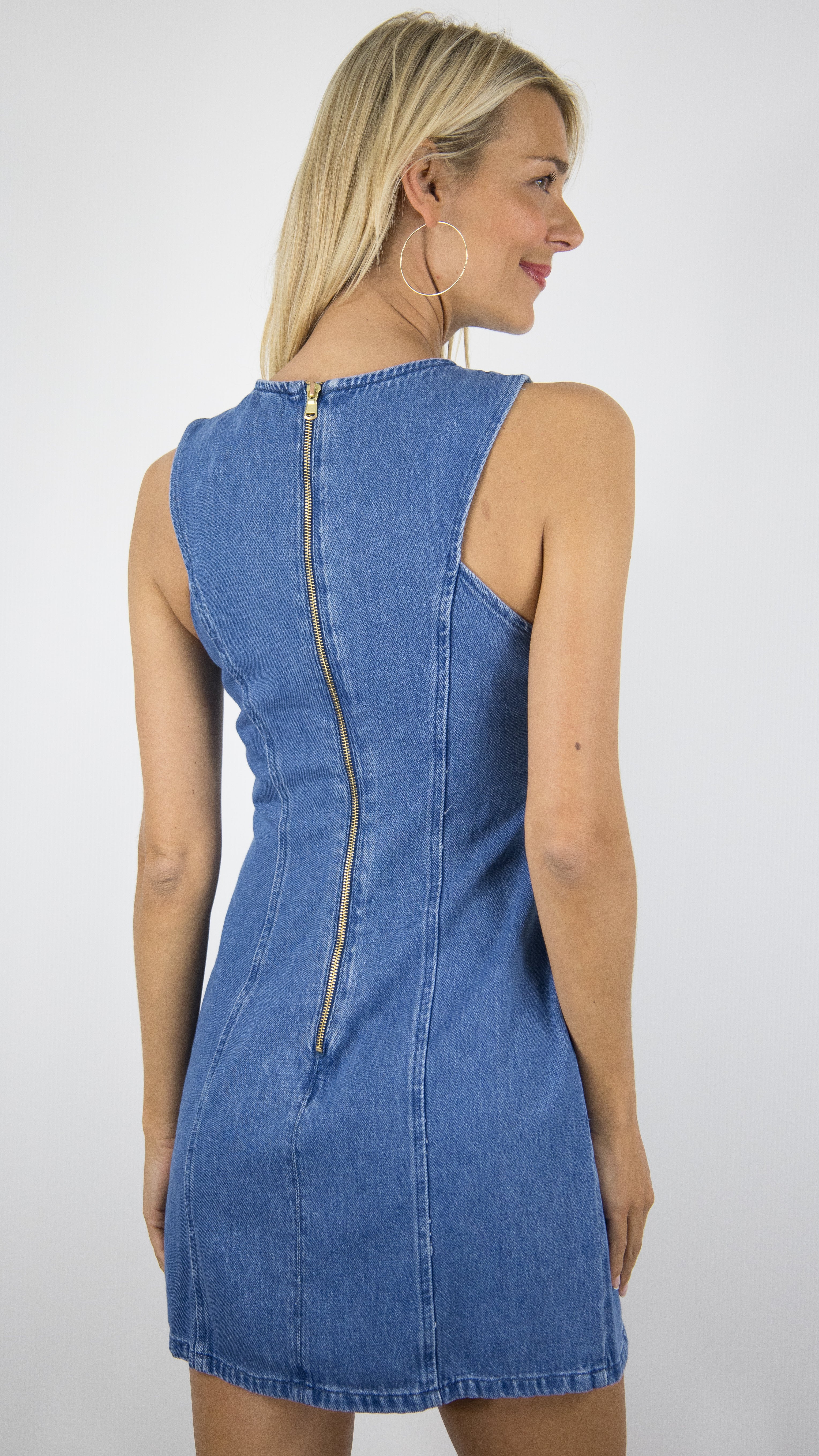 ROBE COURTES DES PETITS HAUTS EN JEAN COL ROND SANS MANCHES AJUSTÉE STONE