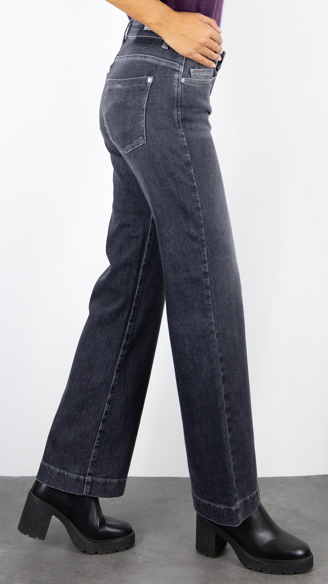 JEANS LARGE BOOTCUT GRIS POUR FEMME BRAX MAINE 70 7150