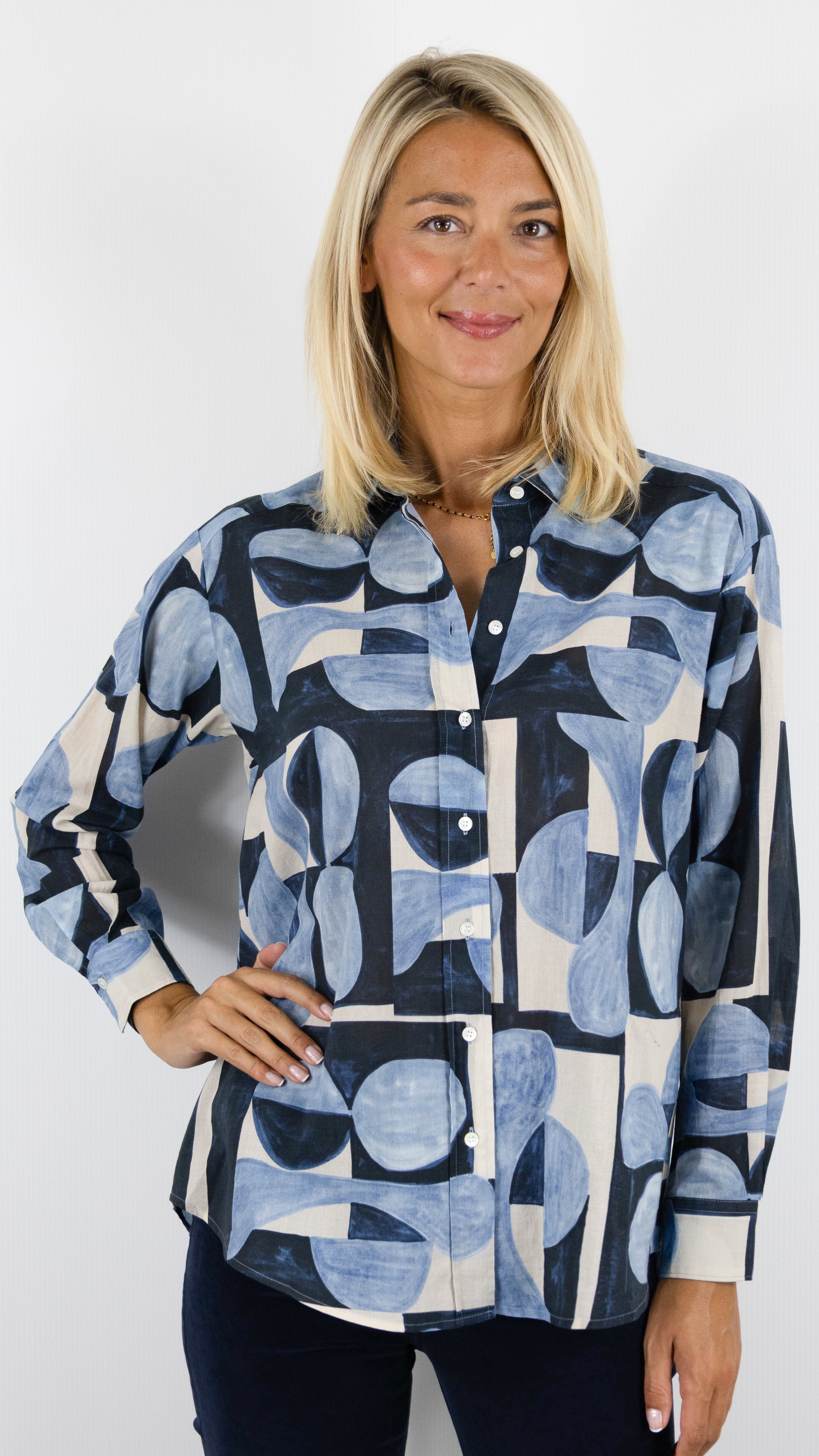 CHEMISE IMPRIMEE EN VOILE DE COTON POUR FEMME HARTFORD BGCH625 CINEMA#COLOR_02/BLUE