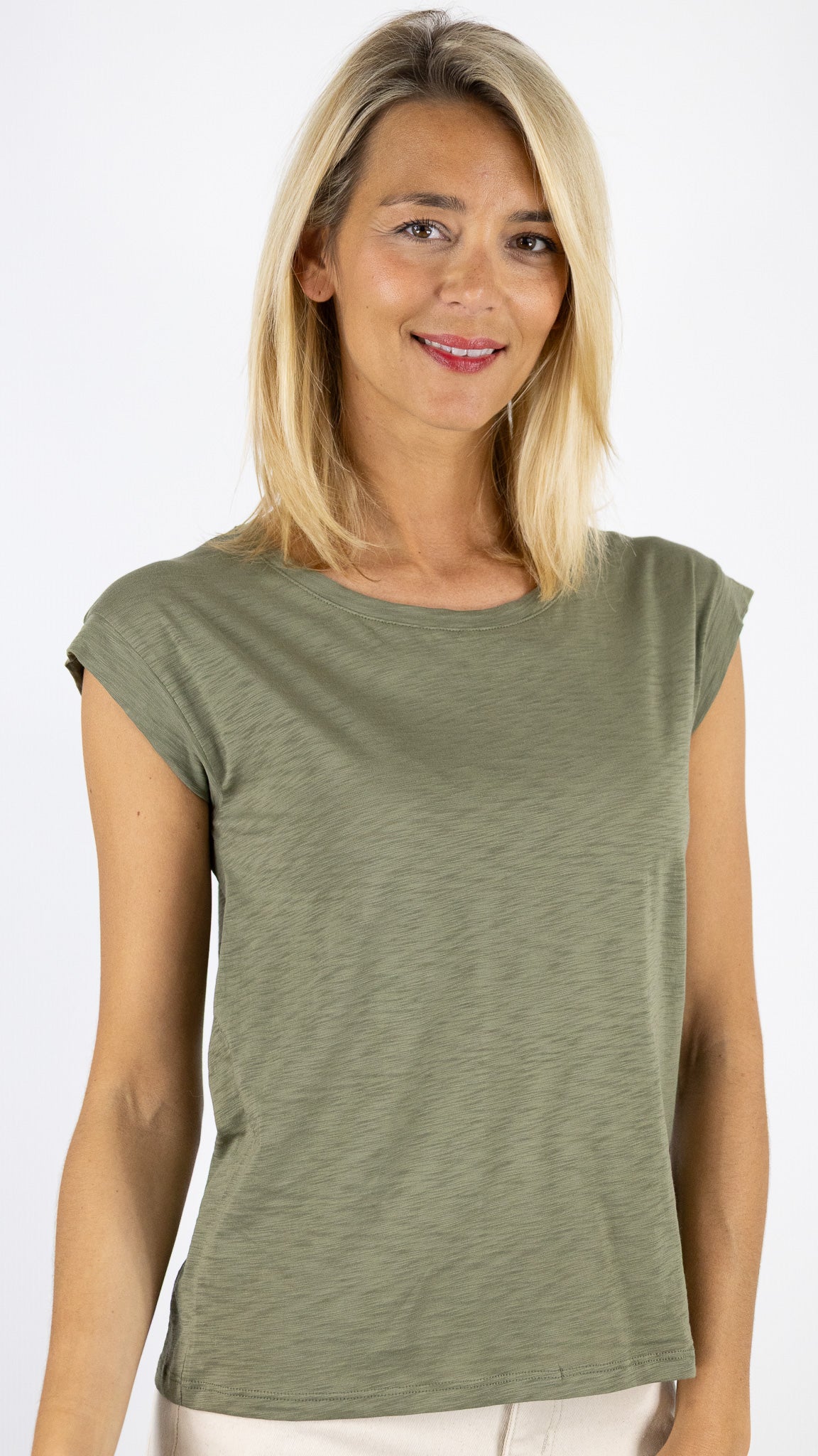 TEE-SHIRT RAS DE COU EN COTON PIMA MANCHES COURTES ANONYM NOELIA#COLOR_OLIVE FLAMME