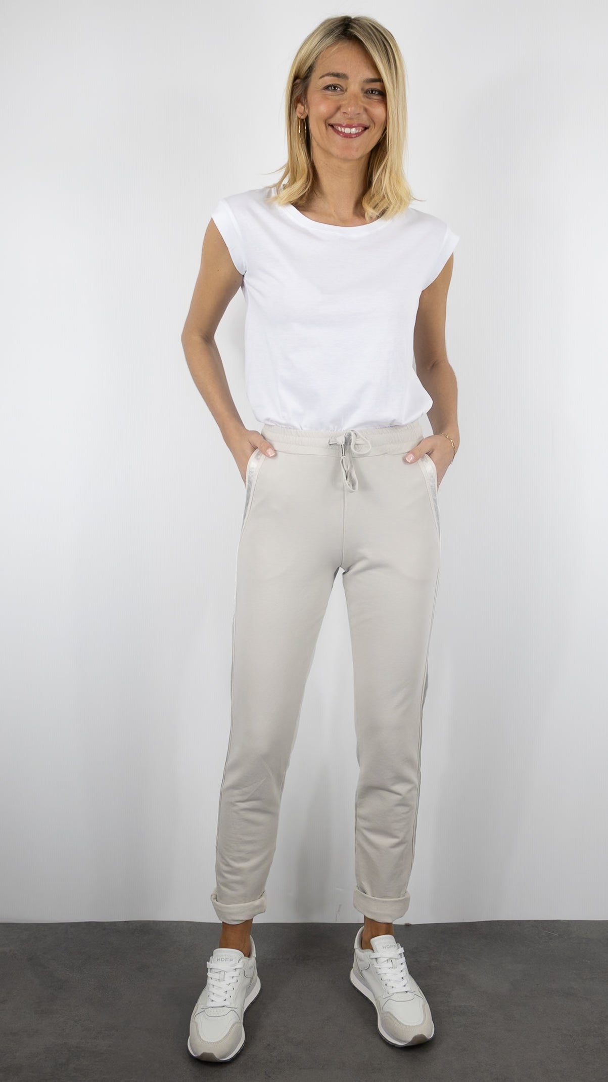 JOGGING STUDIO PARISIEN BANDES EN COTON FEMME 822739#COLOR_BEIGE