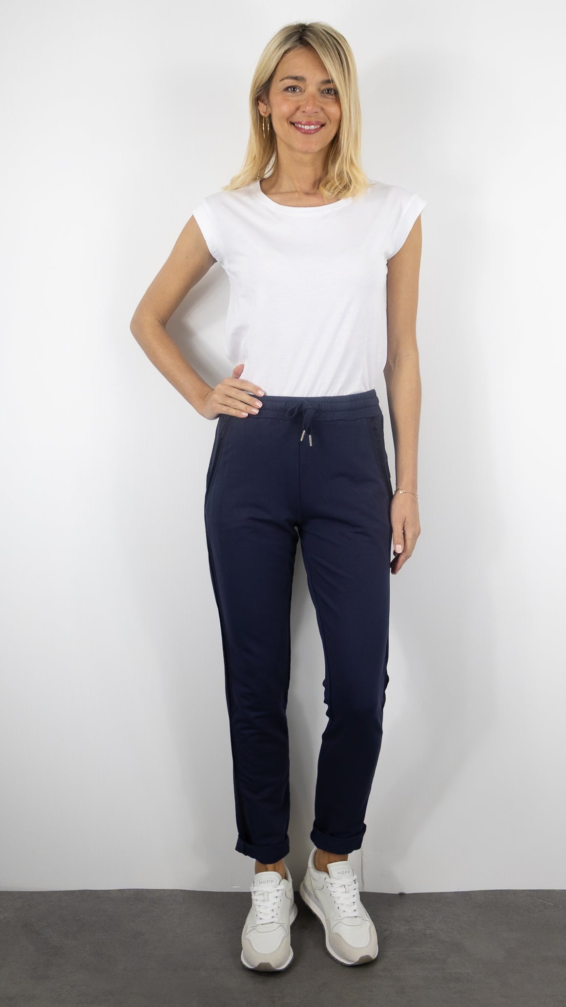JOGGING STUDIO PARISIEN BANDES EN COTON FEMME 822739#COLOR_MARINE
