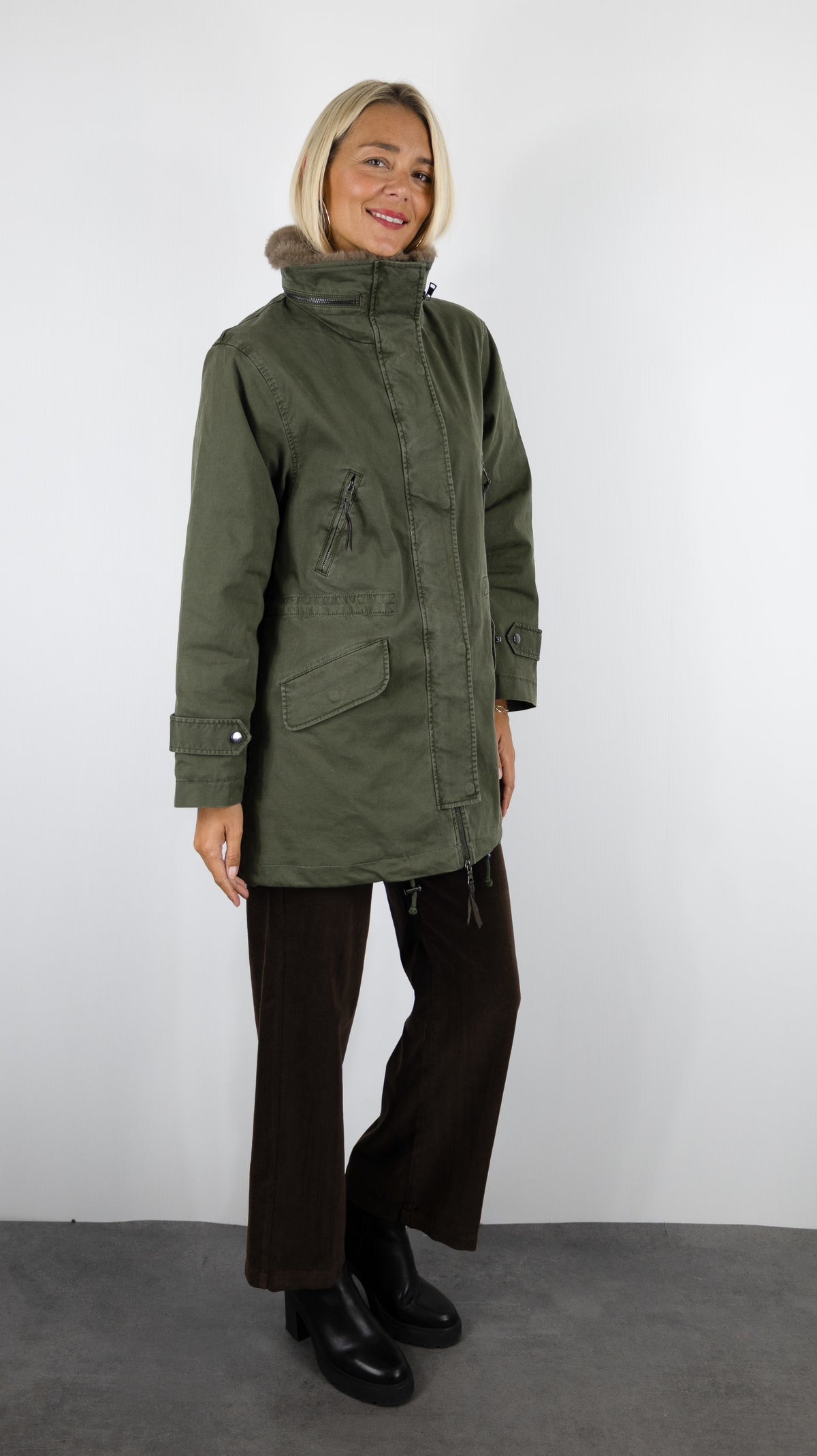 PARKA AVEC COL MONTANT EN FAUSSE FOURRURE KAKI POUR FEMME BLONDE N°8 ANTONIA