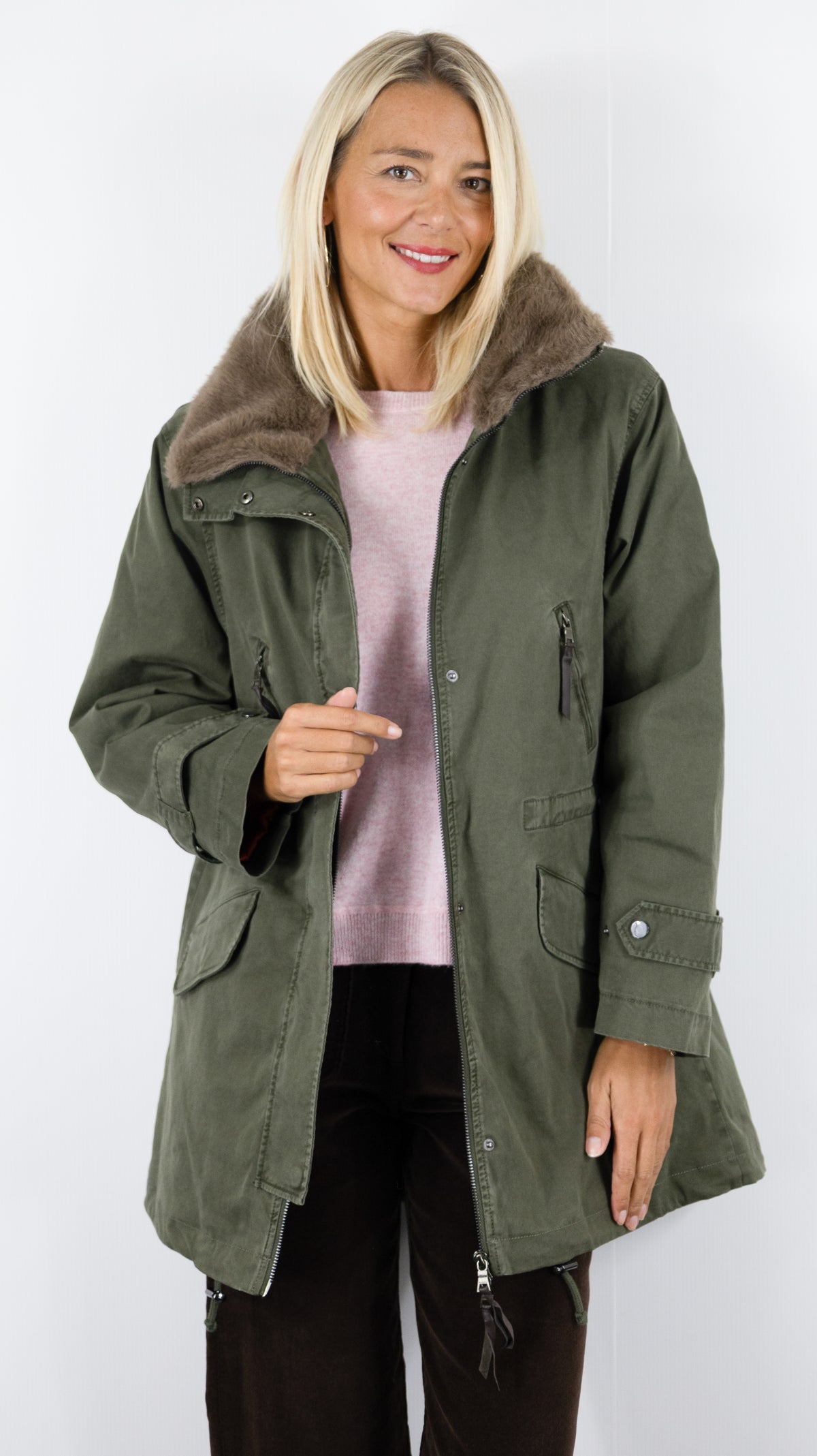 PARKA AVEC COL MONTANT EN FAUSSE FOURRURE KAKI POUR FEMME BLONDE N°8 ANTONIA