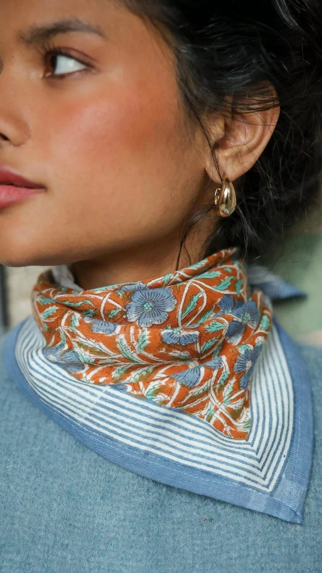 FOULARD IMPRIME EN COTON NAVY BELLEMME PIA PETIT FORMAT#COLOR_BRIQUE