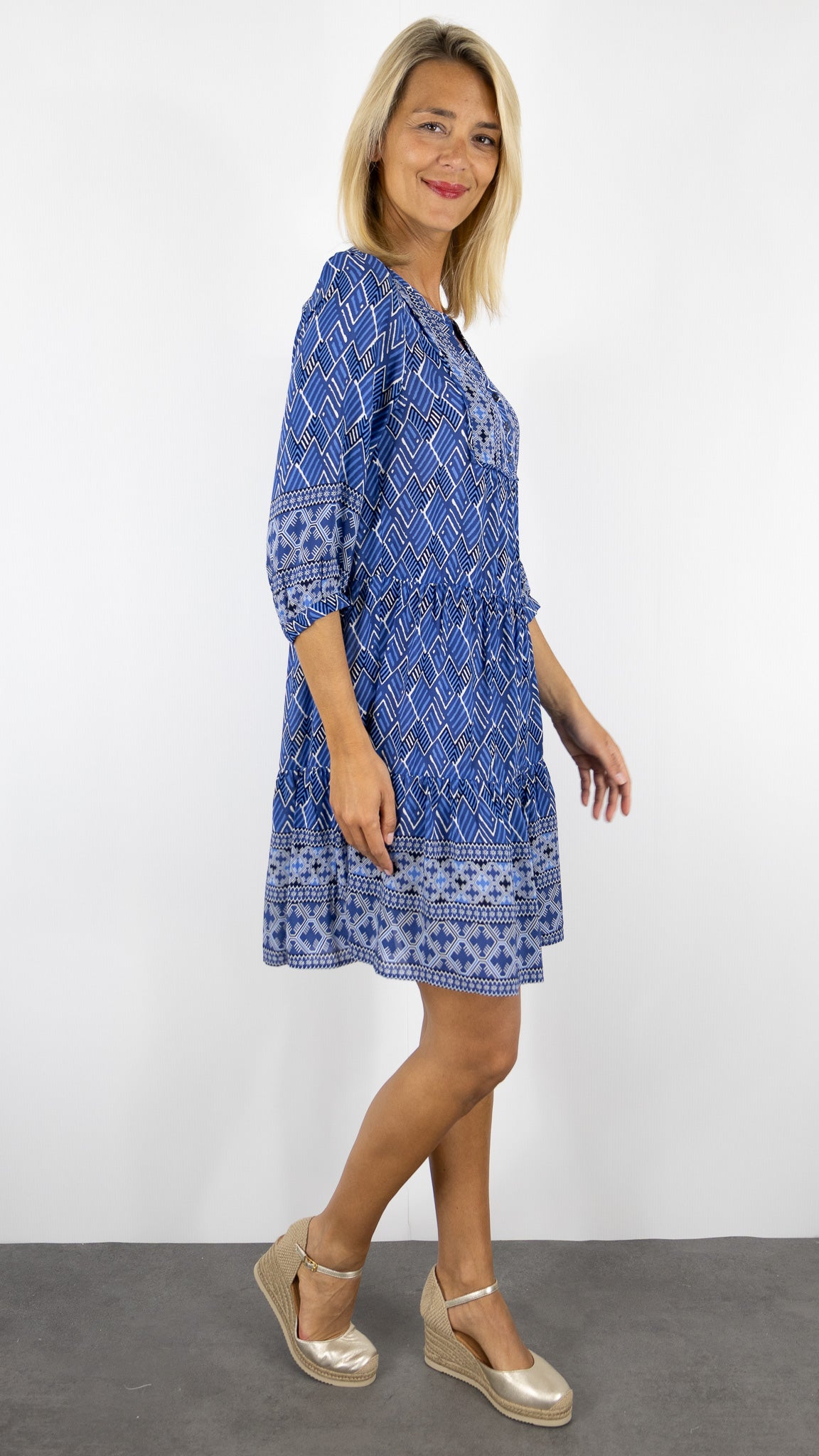 ROBE COURTE PLISSEE IMPRIME ETHNIQUE BLEU GERARD DAREL POMELINE