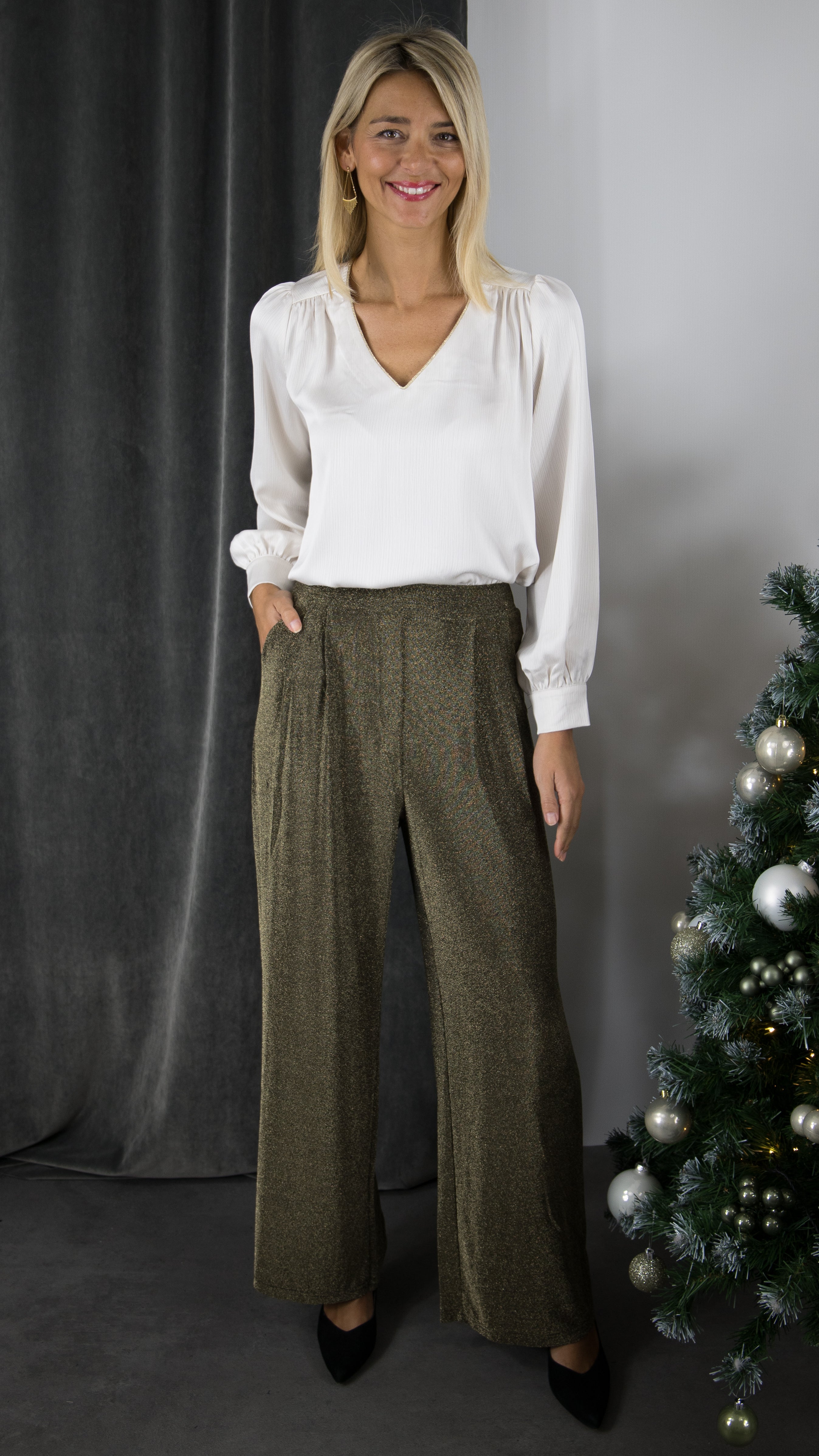 PANTALON FLUIDE A PAILLETTES DORE POUR FEMME LA PETITE ETOILE POZO