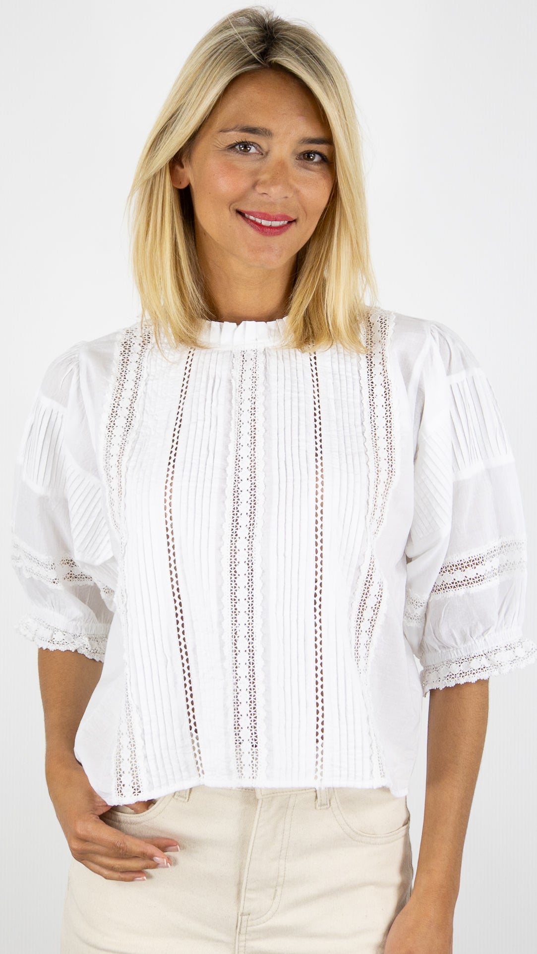 BLOUSE BRODEE MANCHES COURTES BLANCHE AN'GE SAMITOU