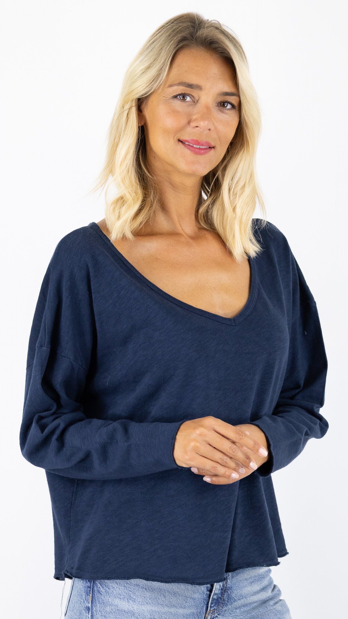 TEE-SHIRT AMPLE EN COTON COL V AMERICAN VINTAGE SONOMA#COLOR_MARINE
