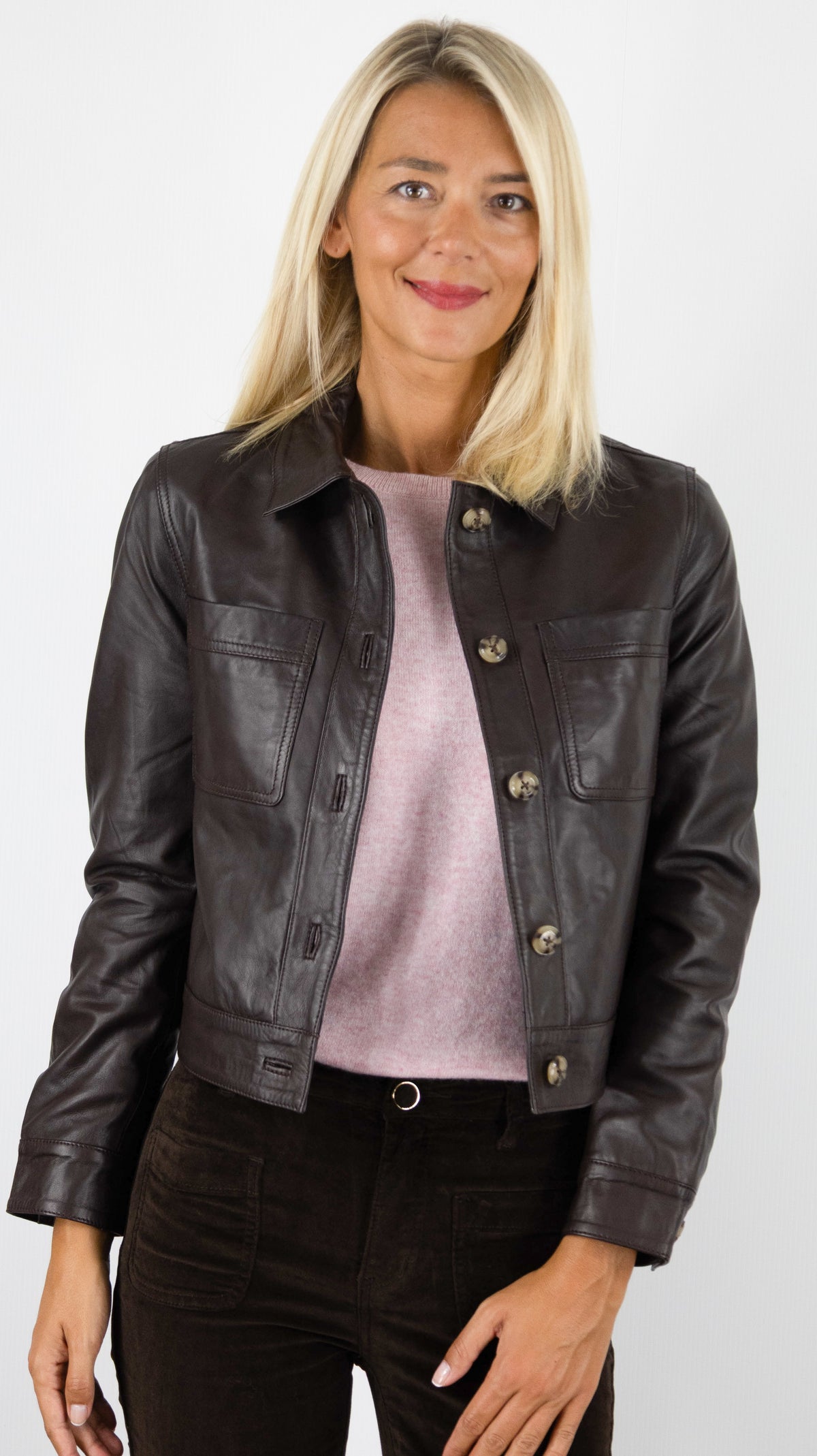 VESTE COURTE EN CUIR MARRON CHOCOLAT POUR FEMME LA PETITE ETOILE VIRGINIA