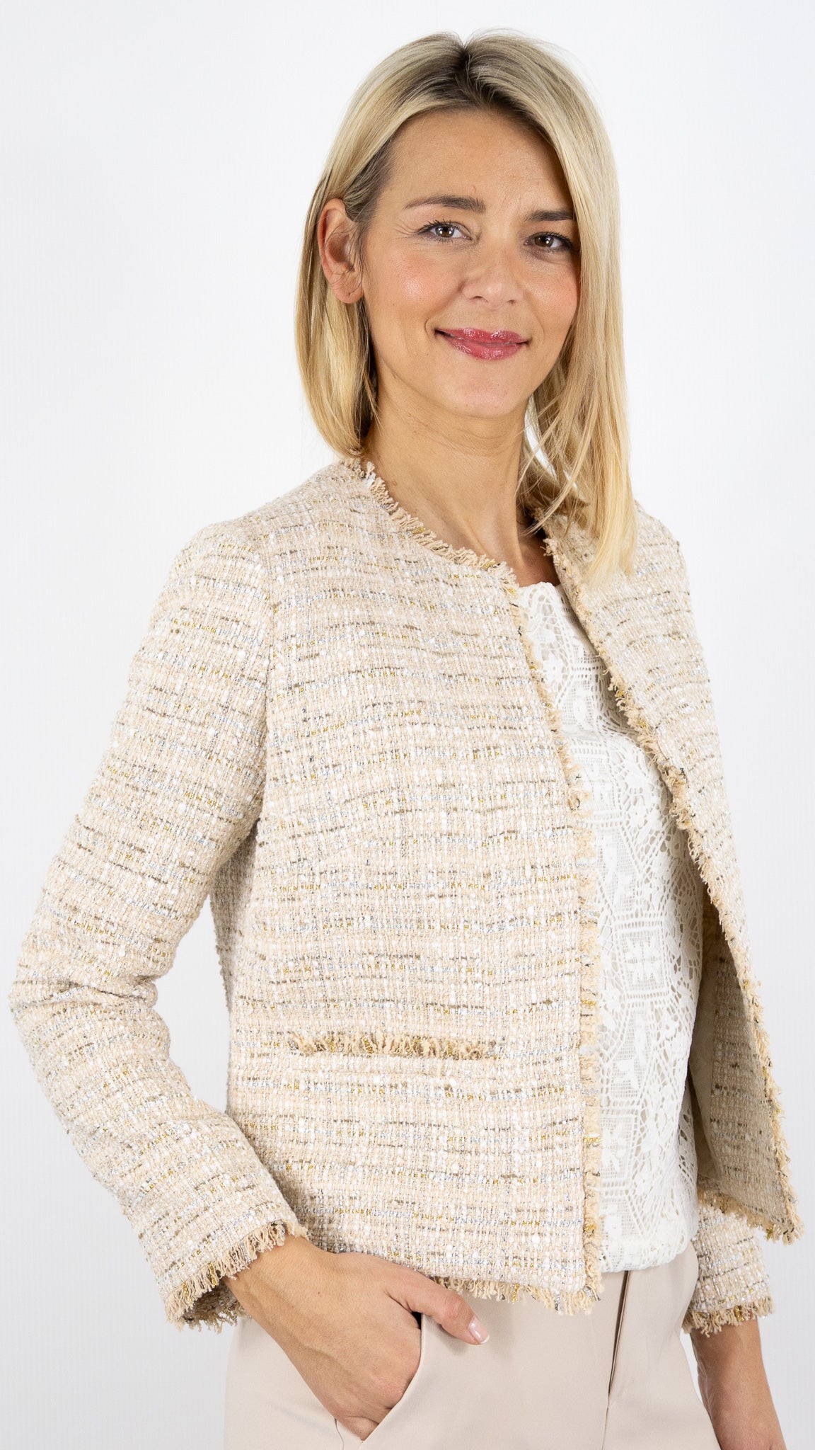 VESTE COURTE CHANEL CHINEE BEIGE POUR FEMME GERARD DAREL TALEA
