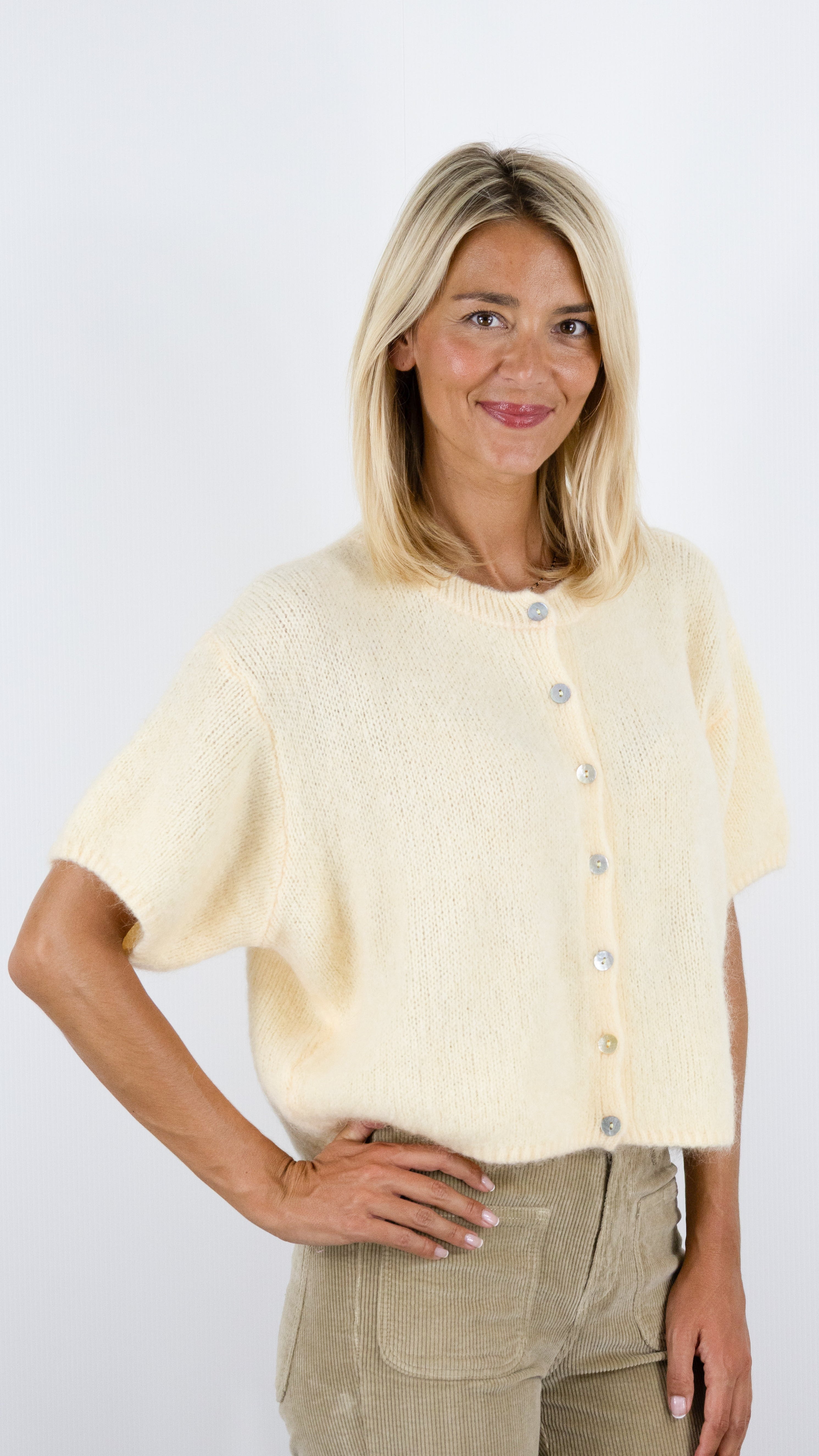 CARDIGAN COURT MANCHES COURTES EN KID MOHAIR POUR FEMME NAIS KM25037#COLOR_JAUNE/VANILLE
