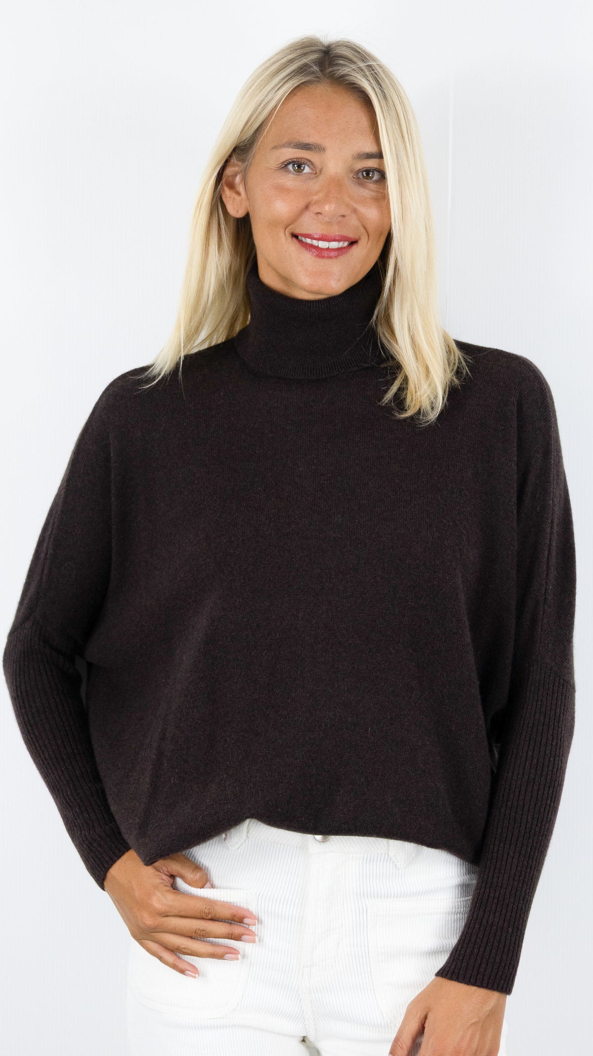 PULL AMPLE COL ROULE EN CACHEMIRE POUR FEMME NOT SHY MARGARETH#COLOR_CACAO