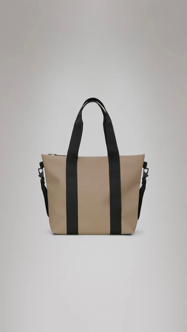 SAC IMPERMEABLE RAINS TOTE BAG MINI 14160#COLOR_133/BEIGE