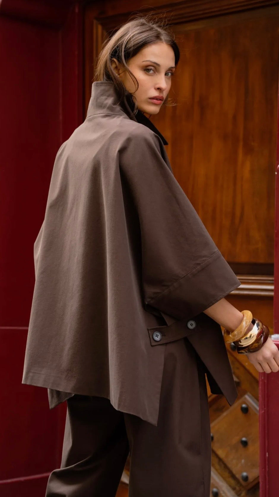TRENCH AMPLE POUR FEMME ATTENTIF V26072#COLOR_COFFEE