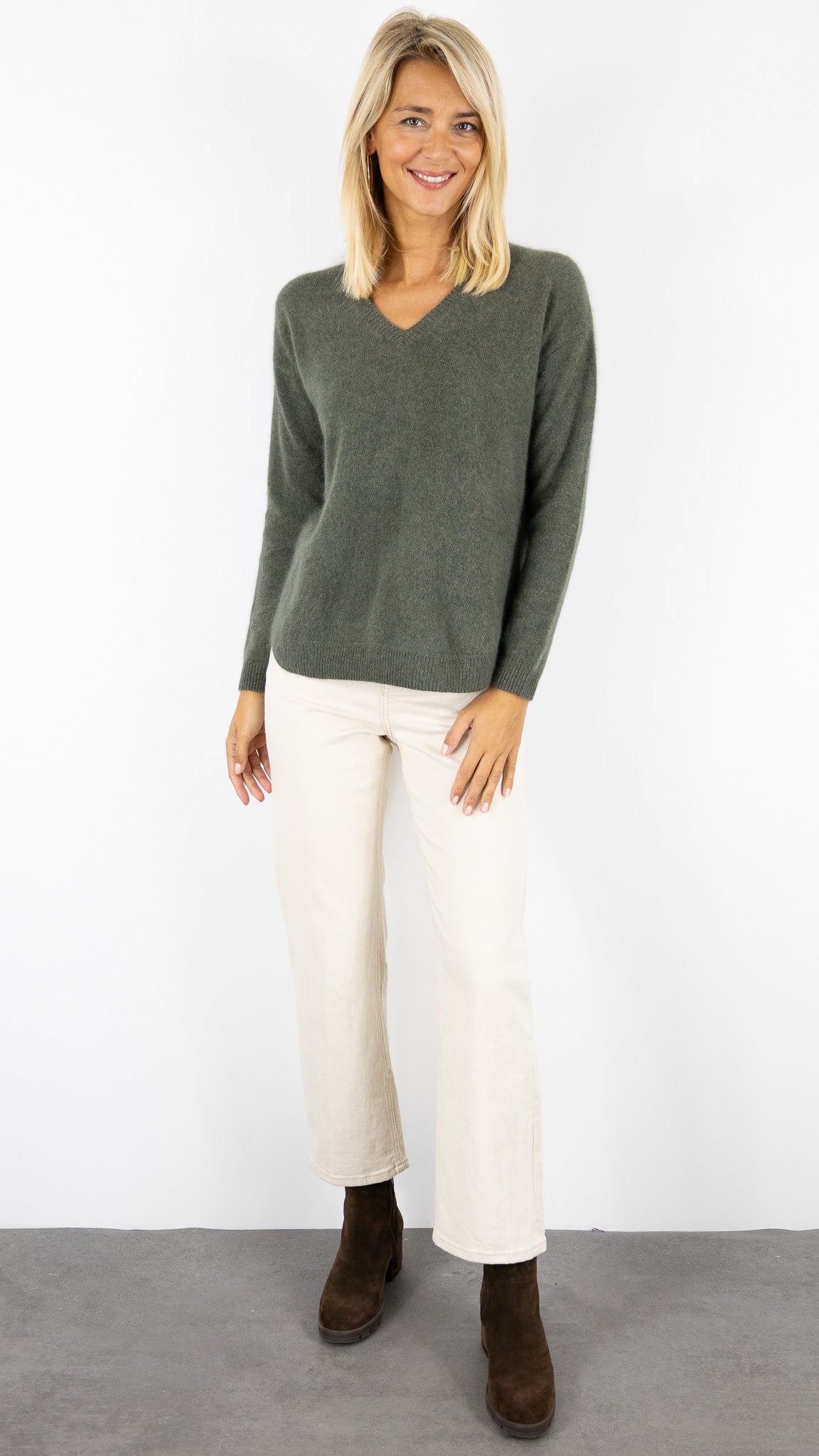 PULL COL V EN RACCOON ESTHEME WES2481HR/1#COLOR_2109/VEGETAL