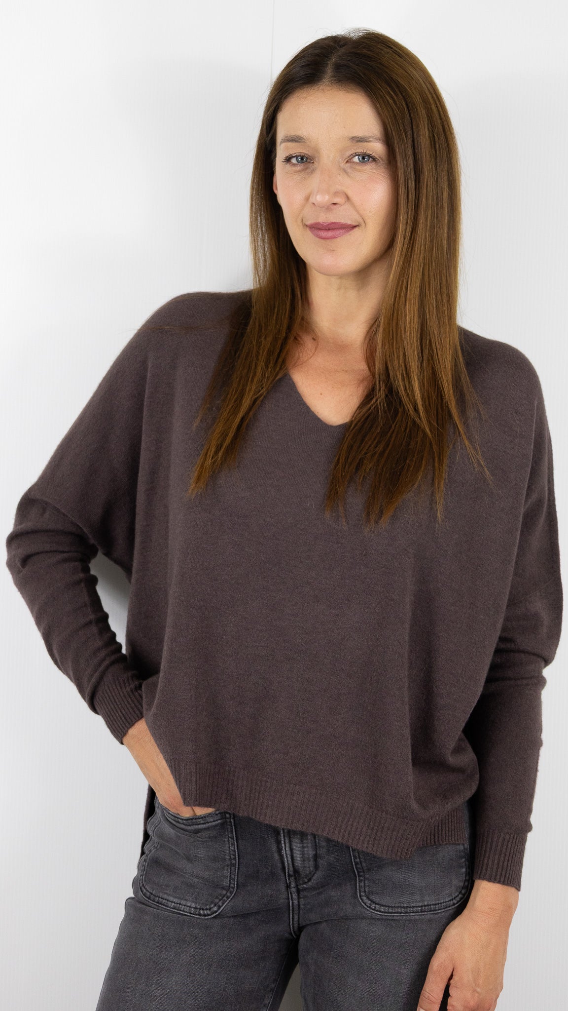 PULL V AMPLE ALEXANDRE LAURENT Z8840#COLOR_FRENCH/CHOCO