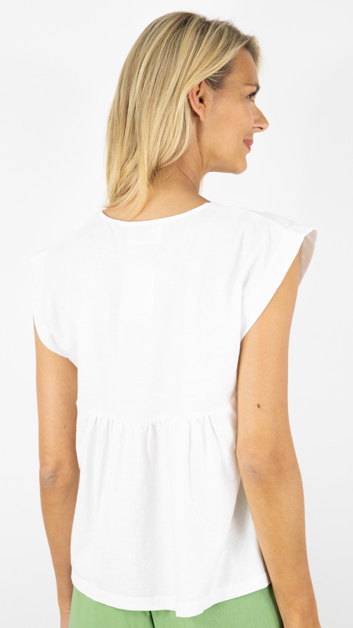 TEE-SHIRT COL V FRONCES COTON POUR FEMME DES PETITS HAUTS ZAEZ#COLOR_ECRU