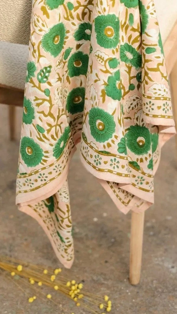 FOULARD IMPRIME EN COTON MARISOL ROSE POUDRE BELLEMME