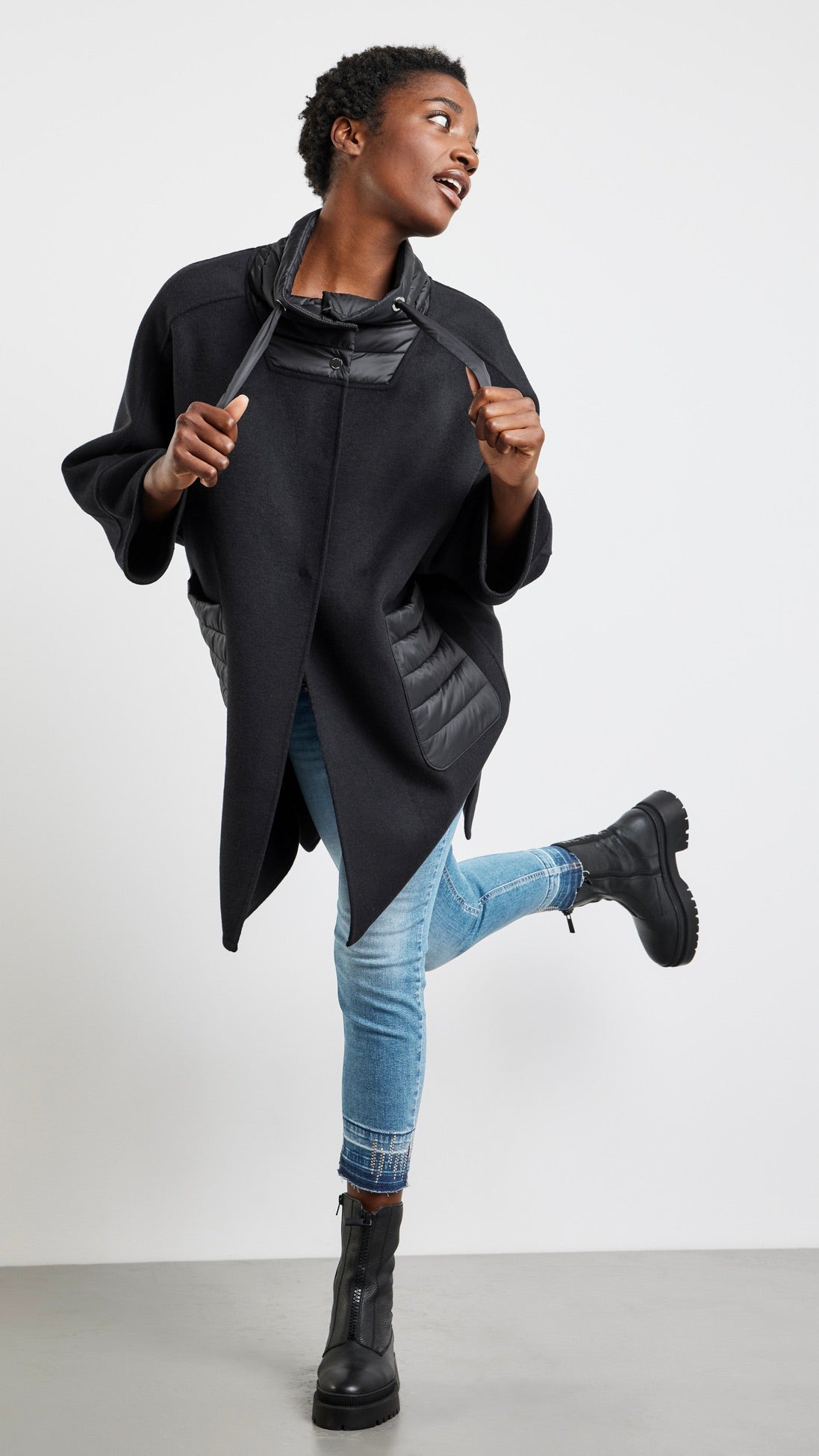 MANTEAU CAPE BIMATIERE OVERSIZE GERRY WEBER 250216 31135 MARINE