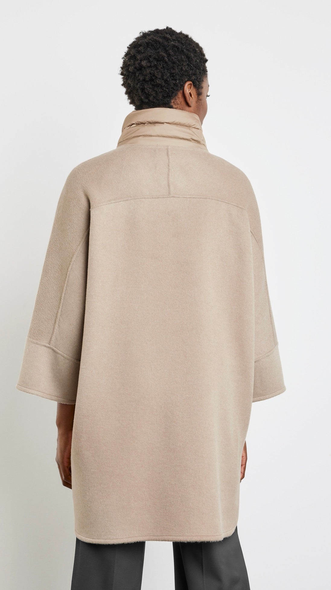 MANTEAU CAPE BIMATIERE OVERSIZE GERRY WEBER 250216 31135 BEIGE