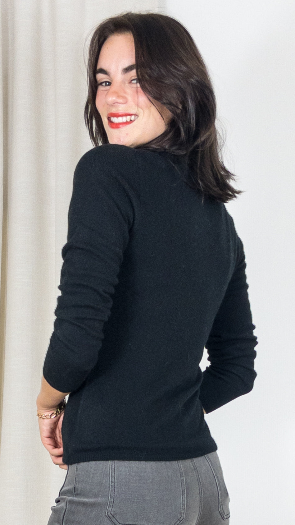 PULL COL ROULE EN CACHEMIRE F01H NOIR