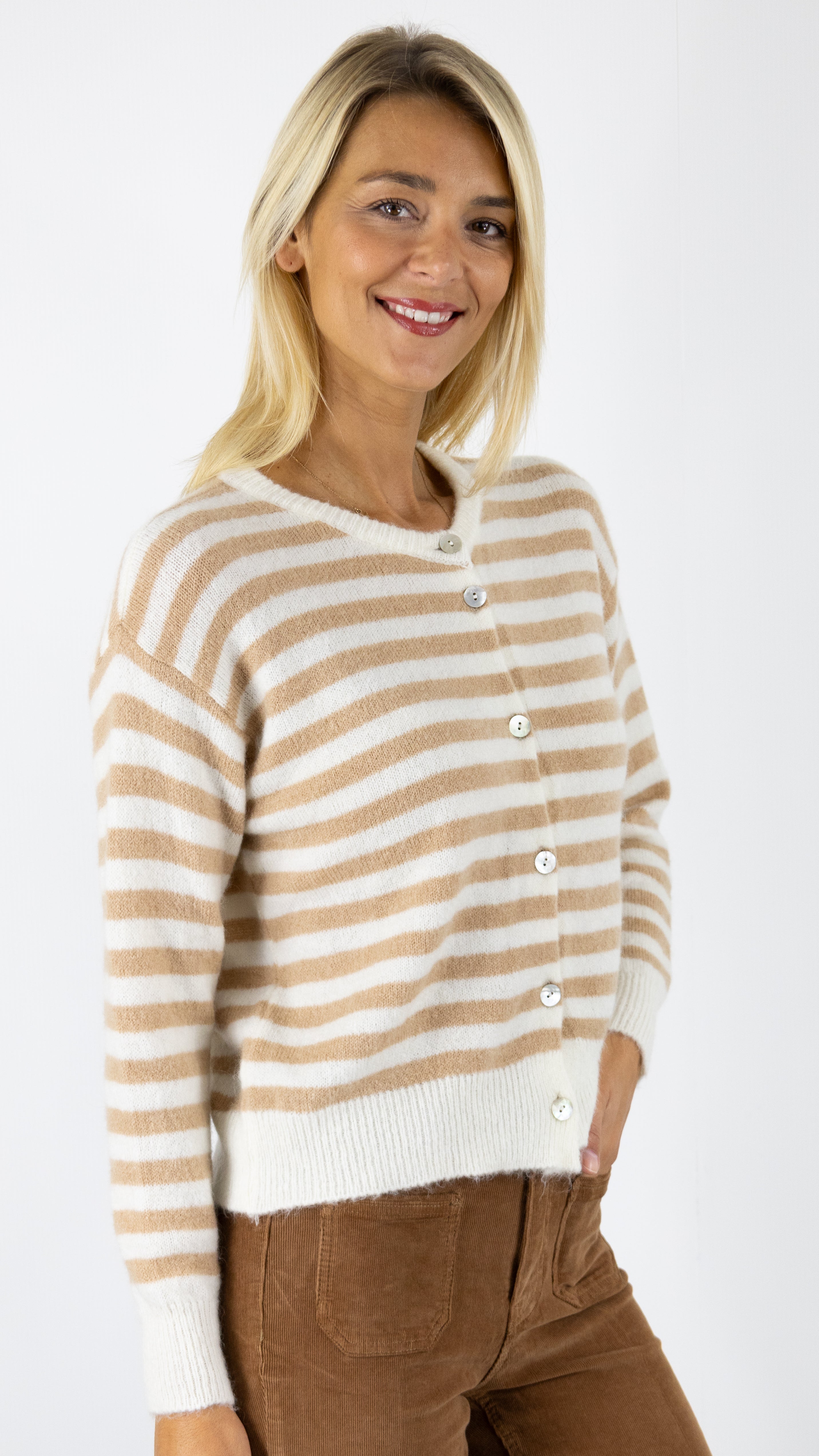 CARDIGAN RAYE CAMEL ET ECRU NAIS 2337 