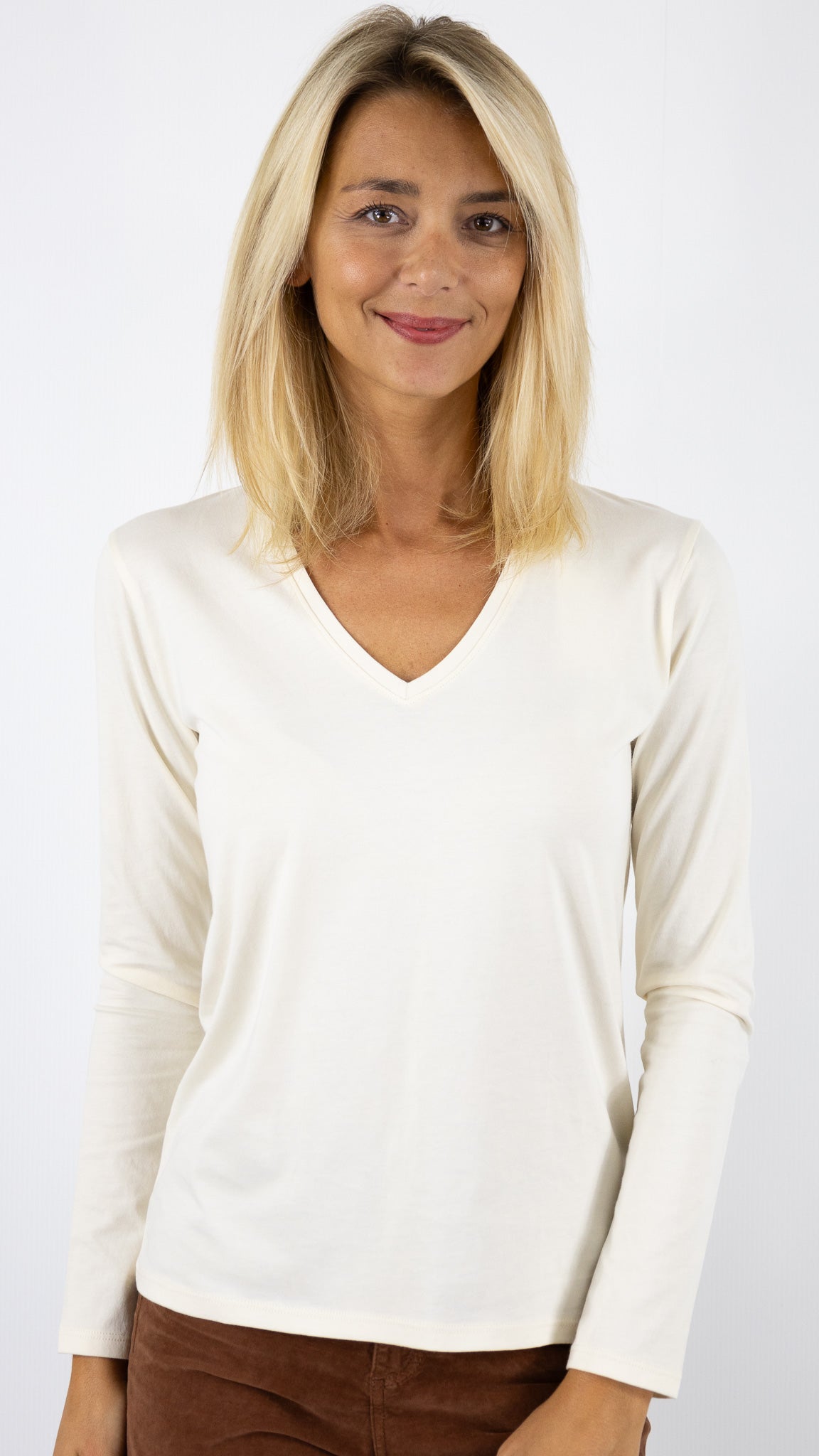 TEE SHIRT V EN COTON PIMA CHLOE ANONYM#COLOR_FOSSILE