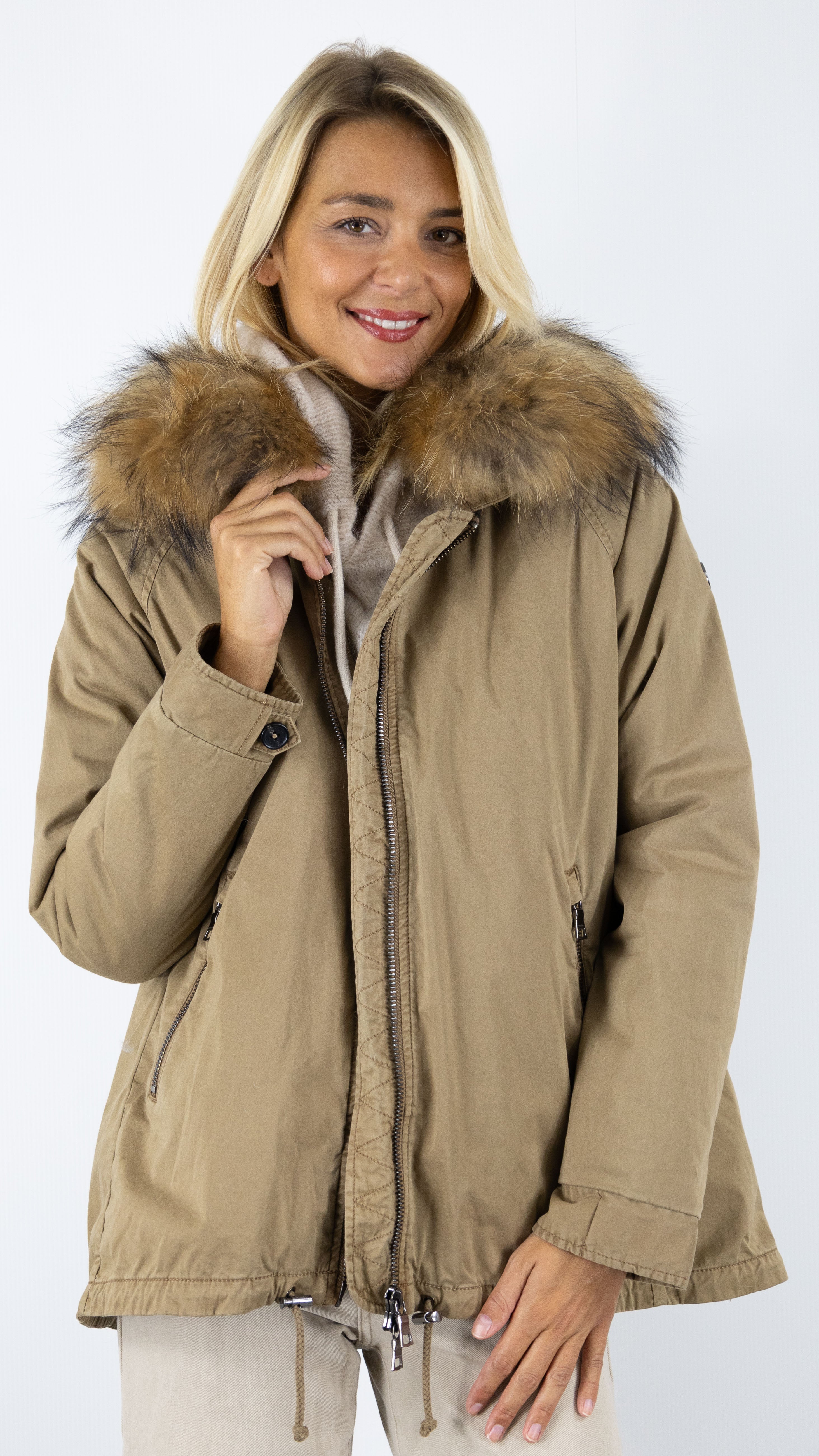 PARKA COURTE EVASEE RACOON BLONDE N°8 RENNES 515 CROISSANT