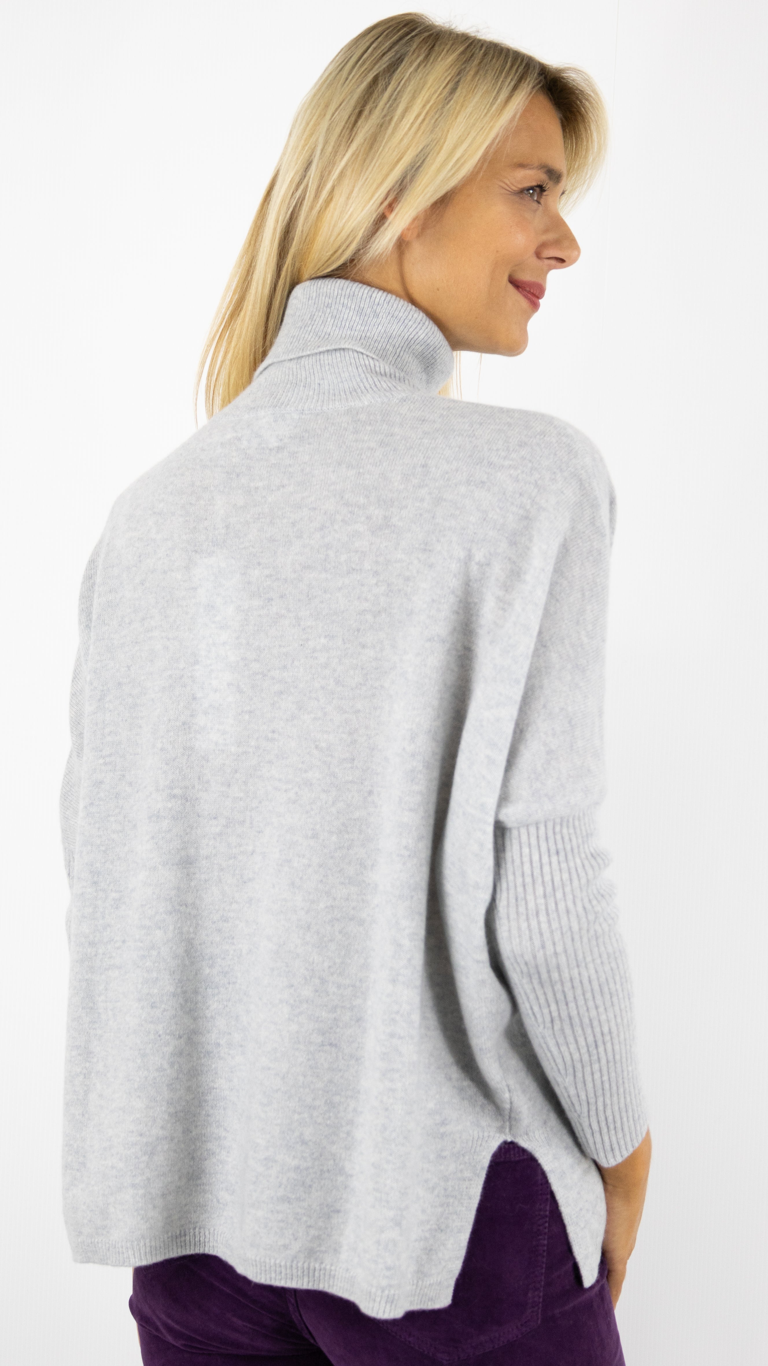 pull oversize manches chauve souris en cachemire modele Margareth not shy#color_GRIS CHINE