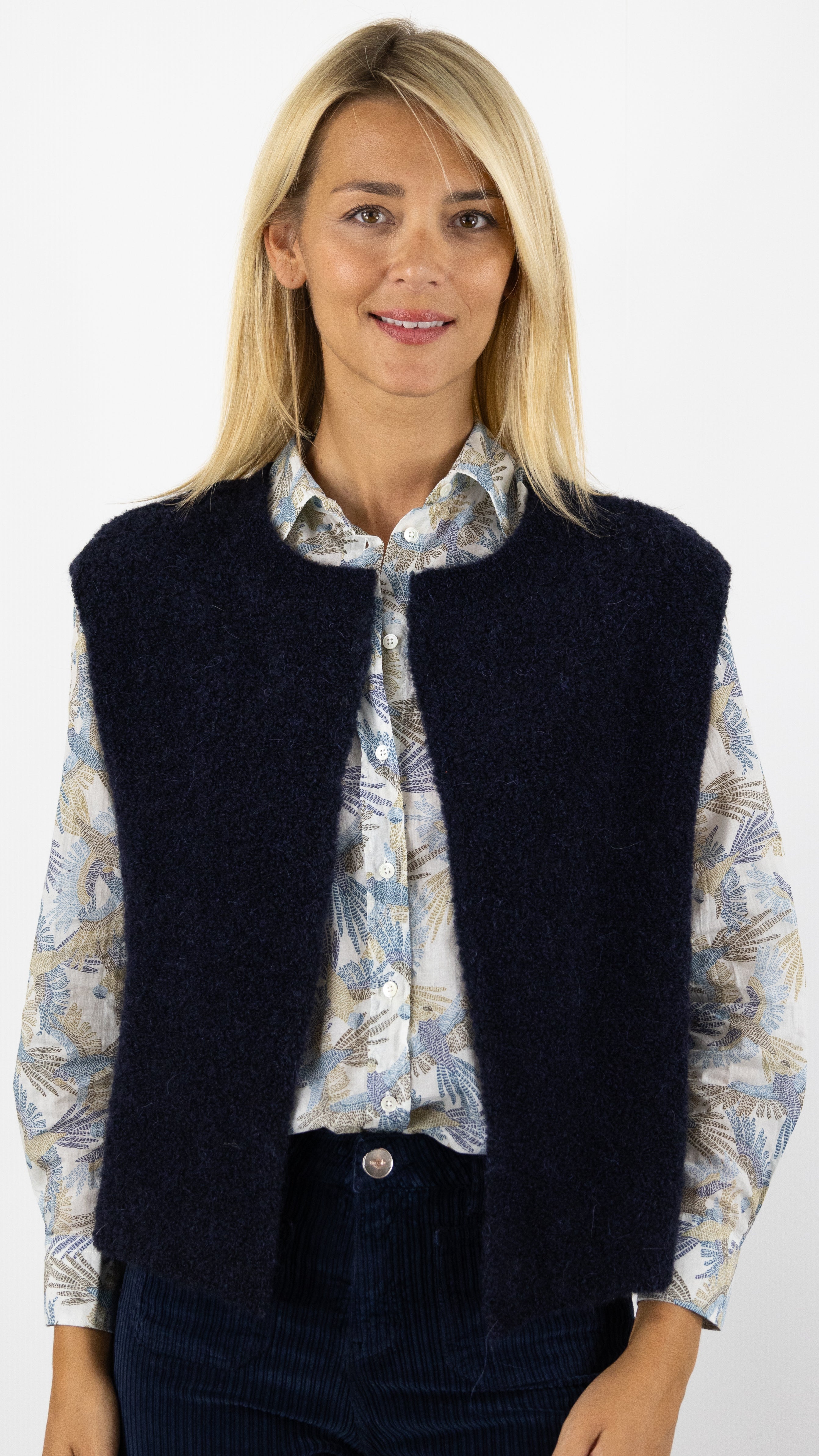 GILET SANS MANCHES MAILLE MOELLEUSE DES PETITS HAUTS ACHILLE#COLOR_MARINE`