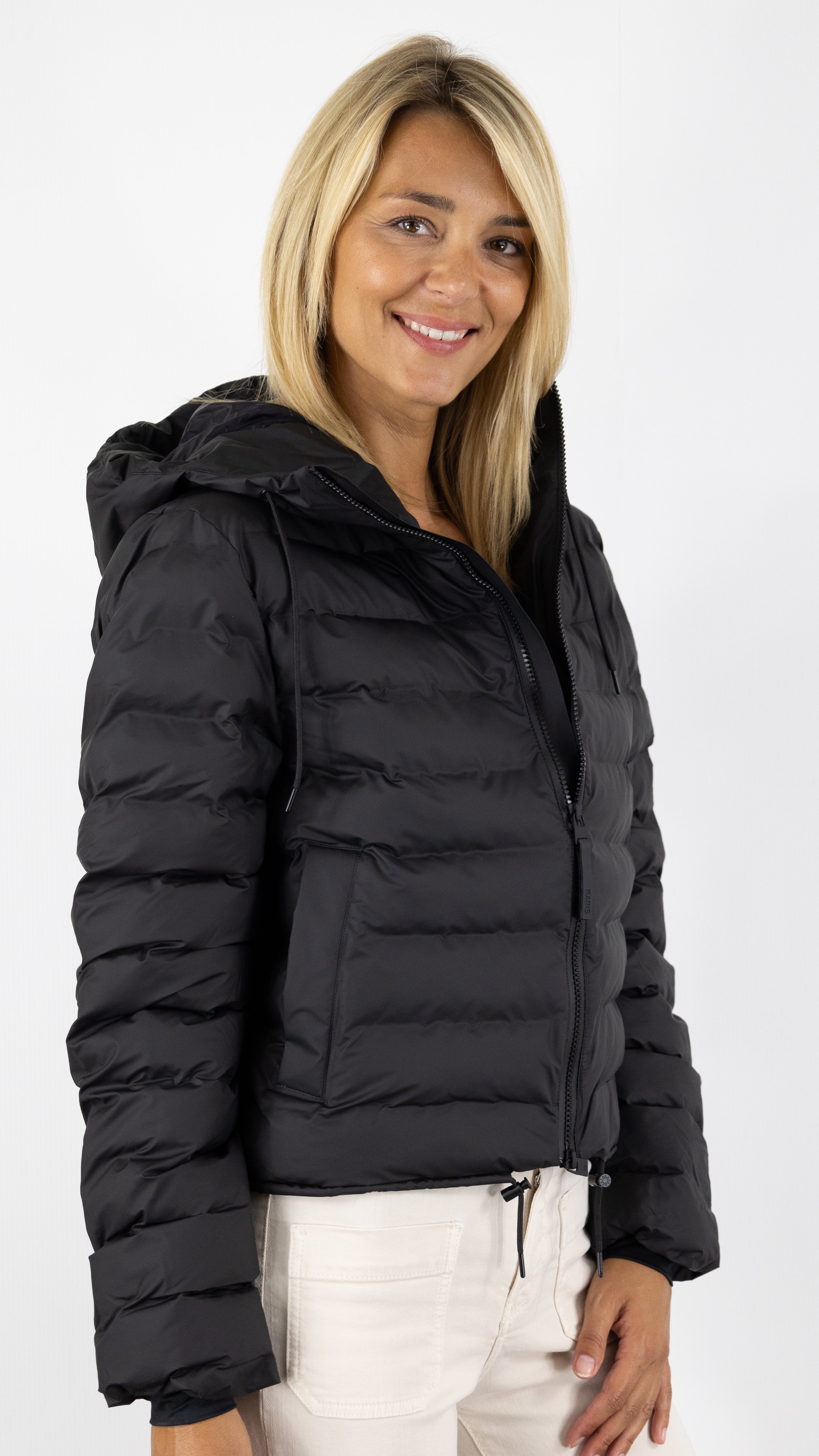 DOUDOUNE COURTE LOHJA 15820 RAINS BLACK