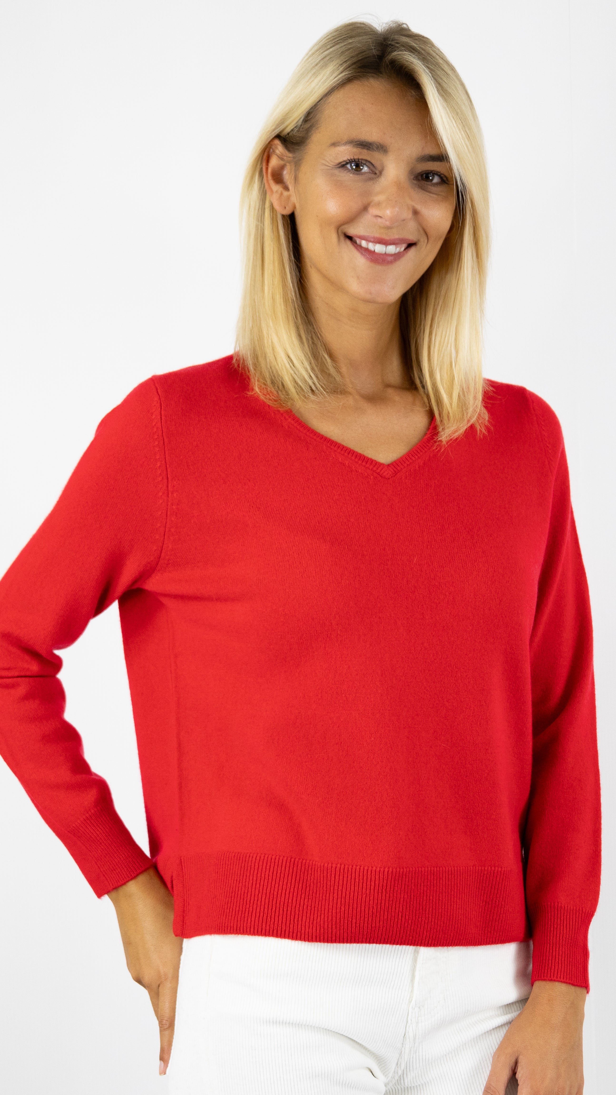 PULL V EN CACHEMIRE WES2407H ESTHEME#COLOR_1342/SCARLET ROUGE