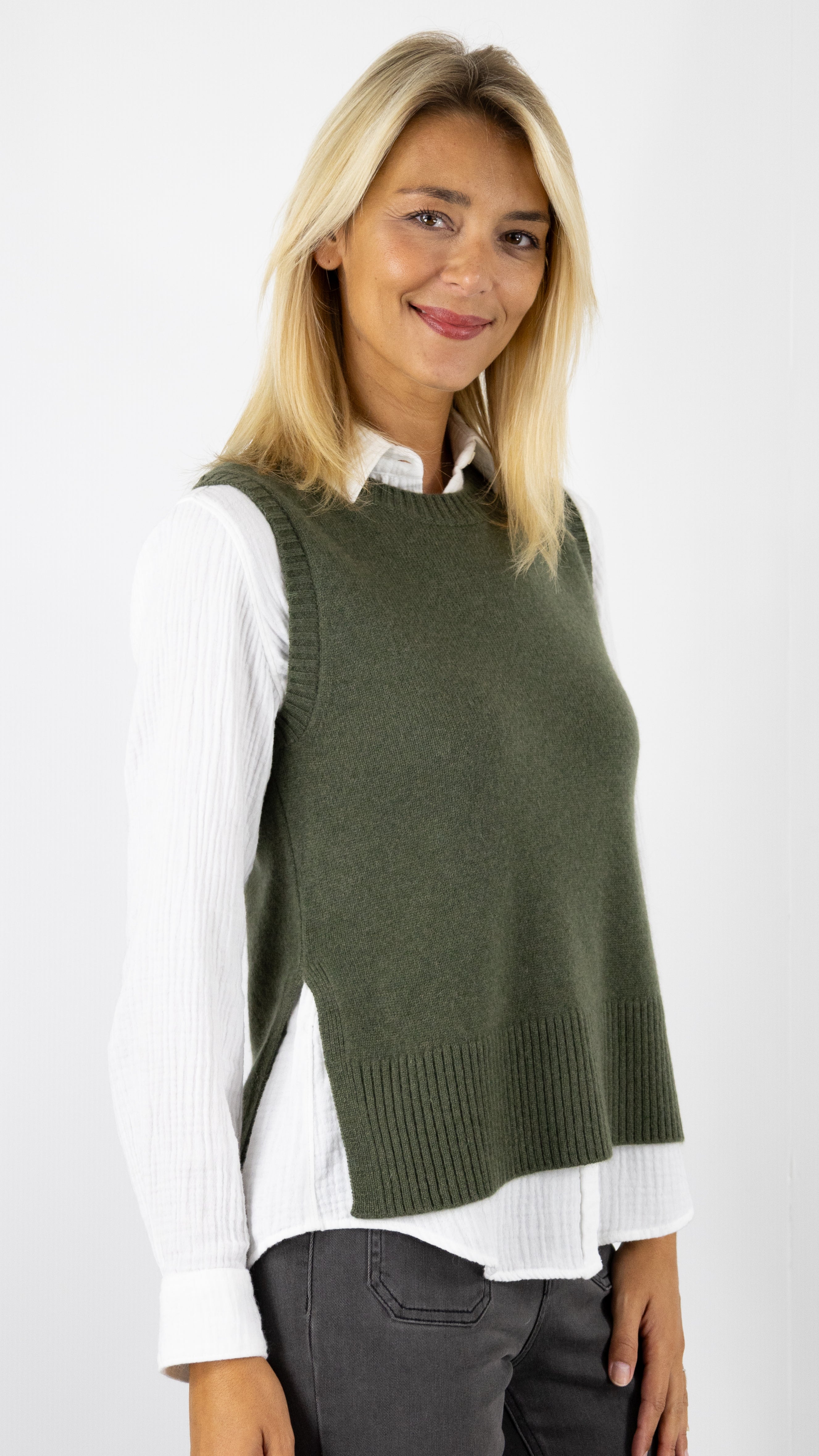 PULL COL ROND SANS MANCHES WES2493H ESTHEME#COLOR_2109/VEGETAL