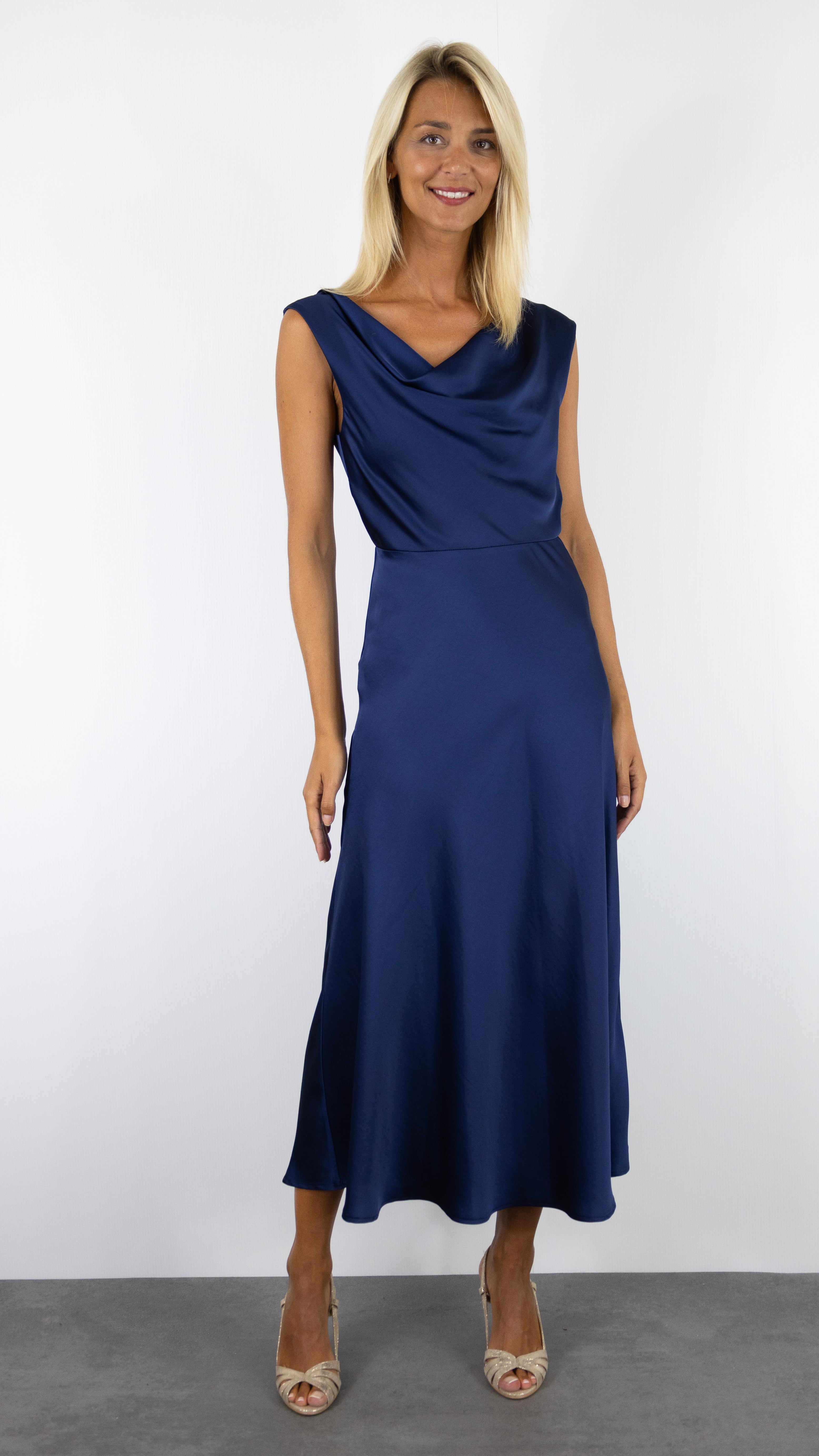 ROBE SATINEE BLEU IMPERIAL AFBAIBA BLEU NUIT