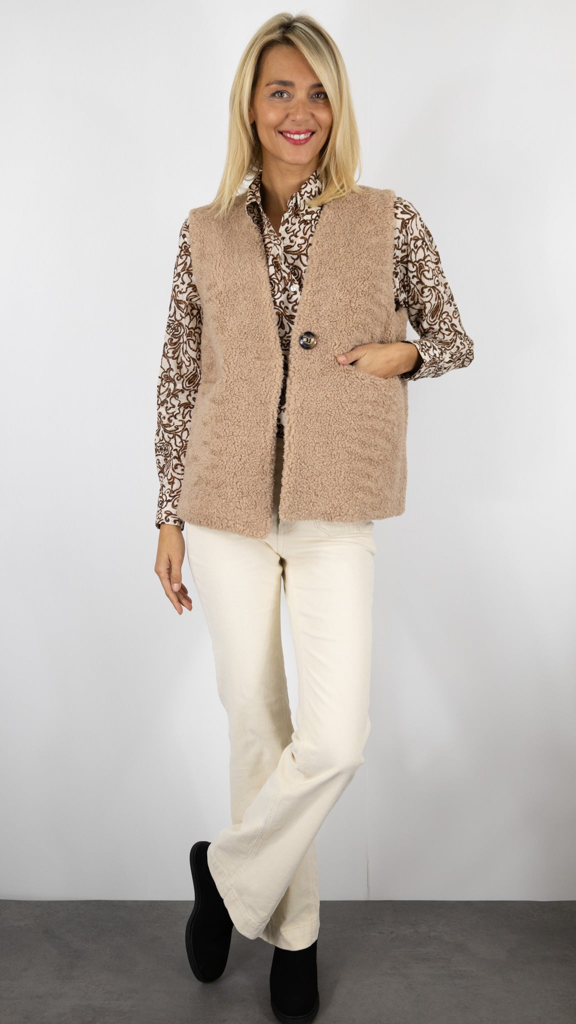 GILET TEDDY BEAR SANS MANCHES VOUS 66785 CAMEL#COLOR_0700/MARRON CLAIR