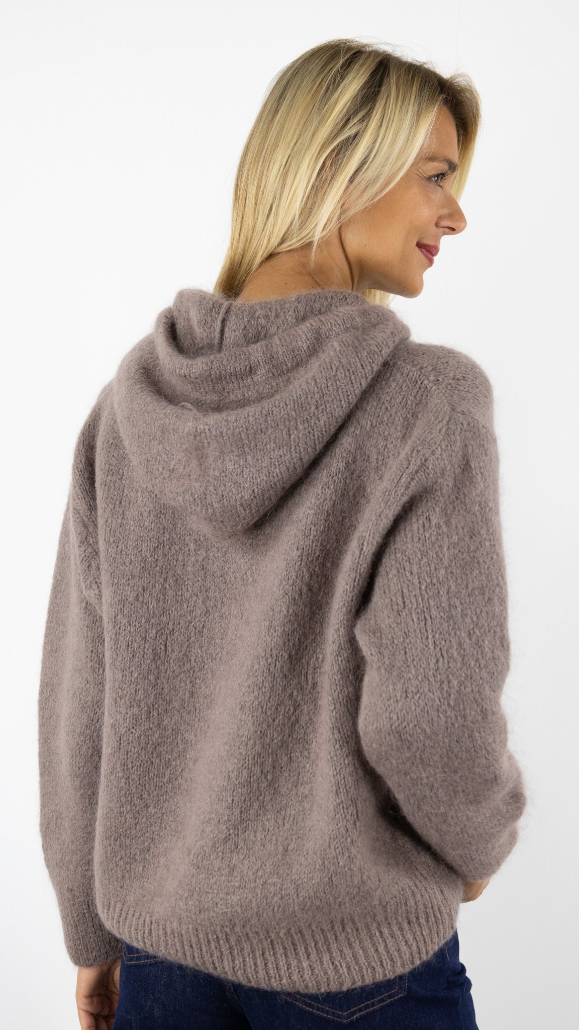 PULL A CAPUCHE EN MOHAIR NAIS 11031#COLOR_CHOCO CLAIR