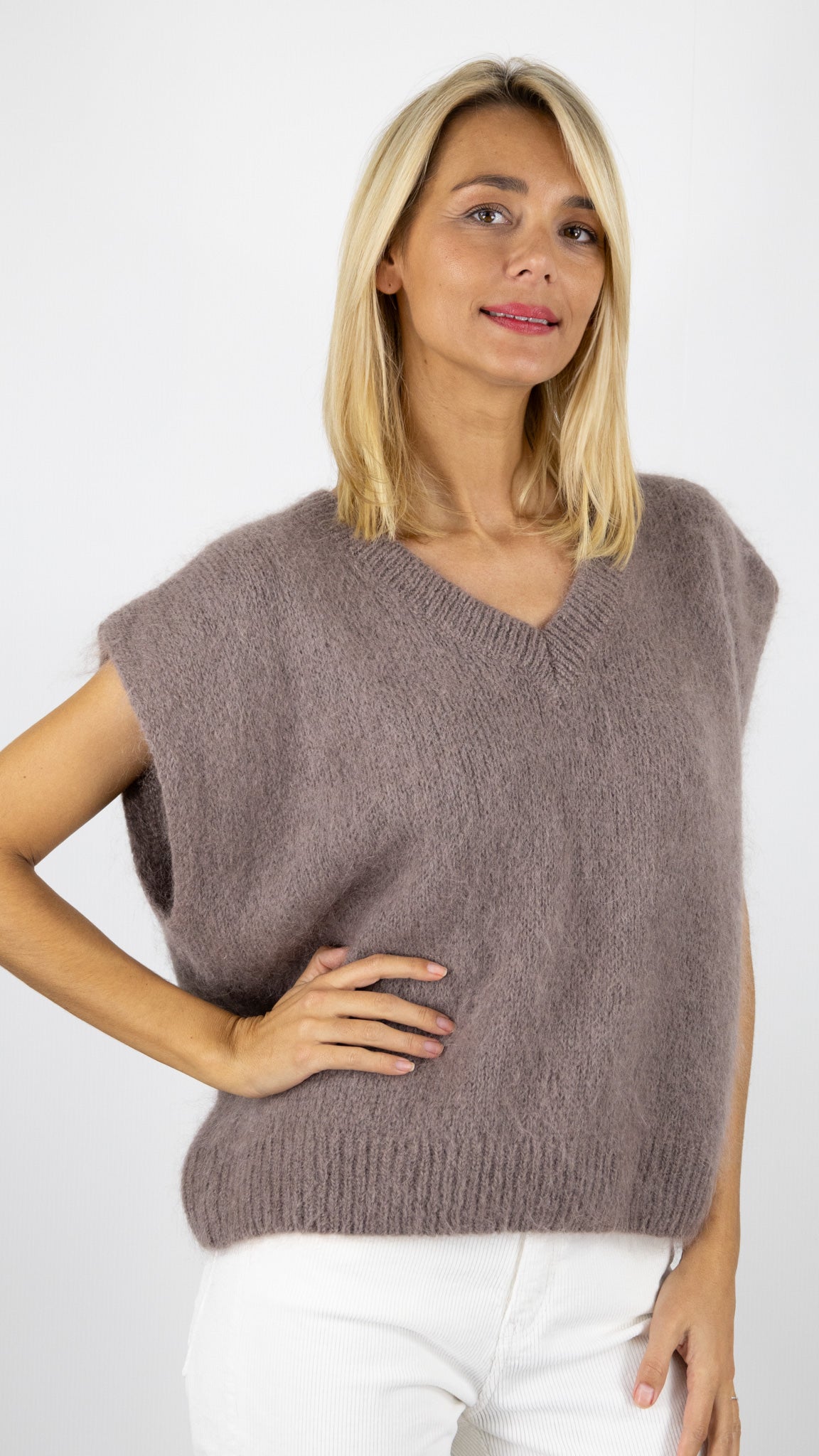 PULL SANS MANCHES  NAIS 11049#COLOR_CHOCO CLAIR