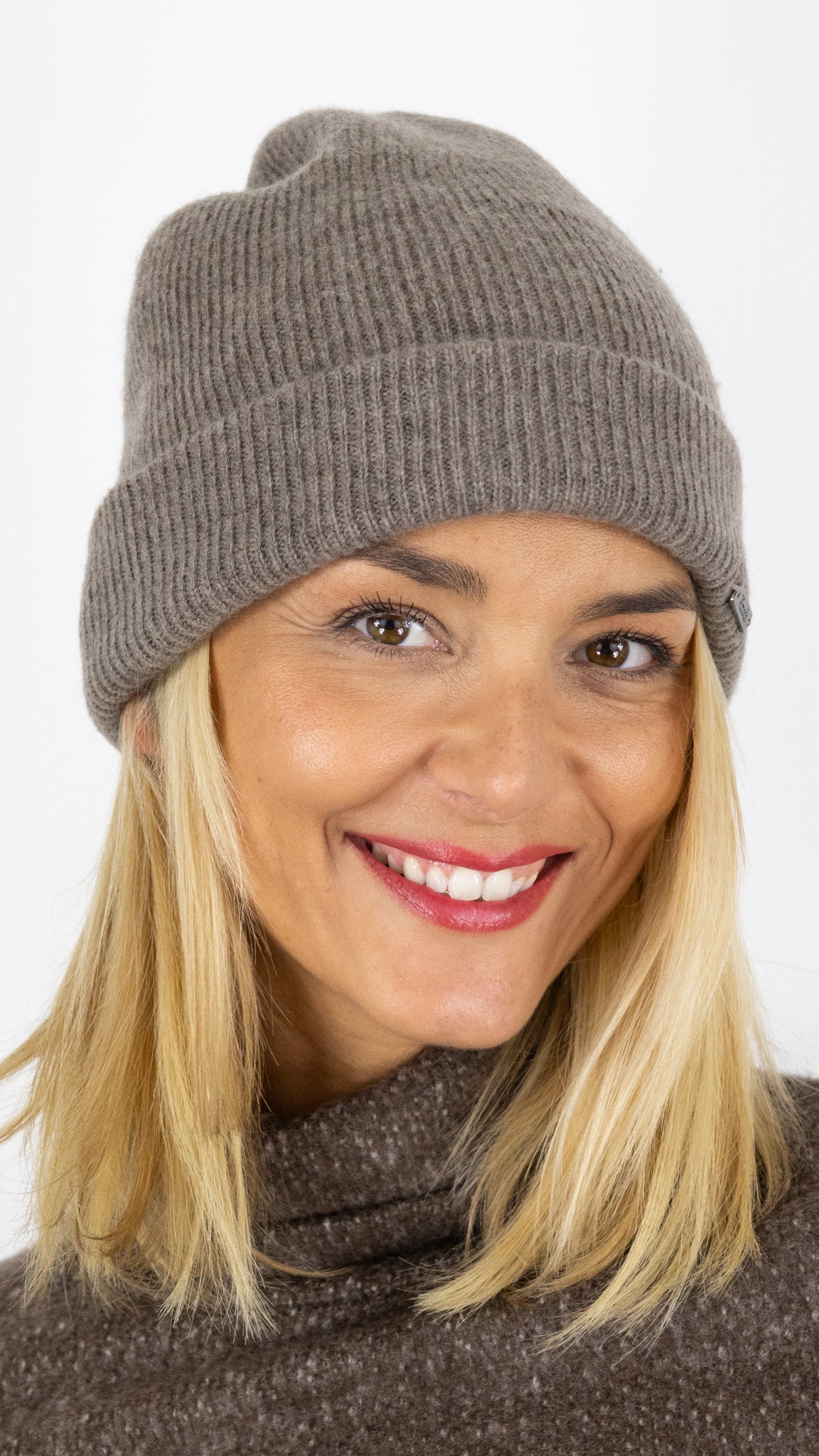 BONNET A REVERS EN LAINE VIMODA 1769#COLOR_TAUPE