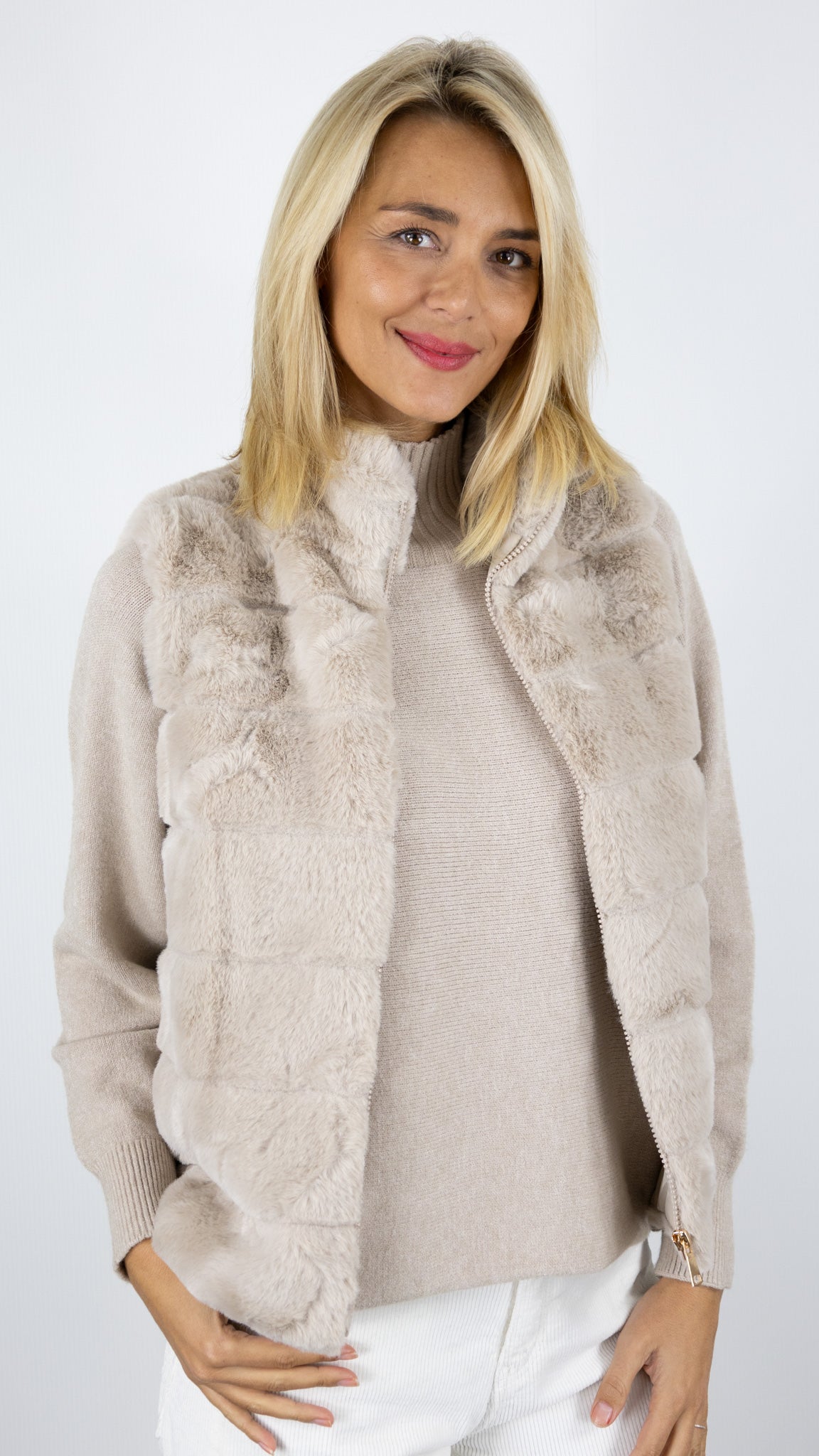 GILET SANS MANCHES FAUSSE FOURRURE VIMODA 40826#COLOR_BEIGE