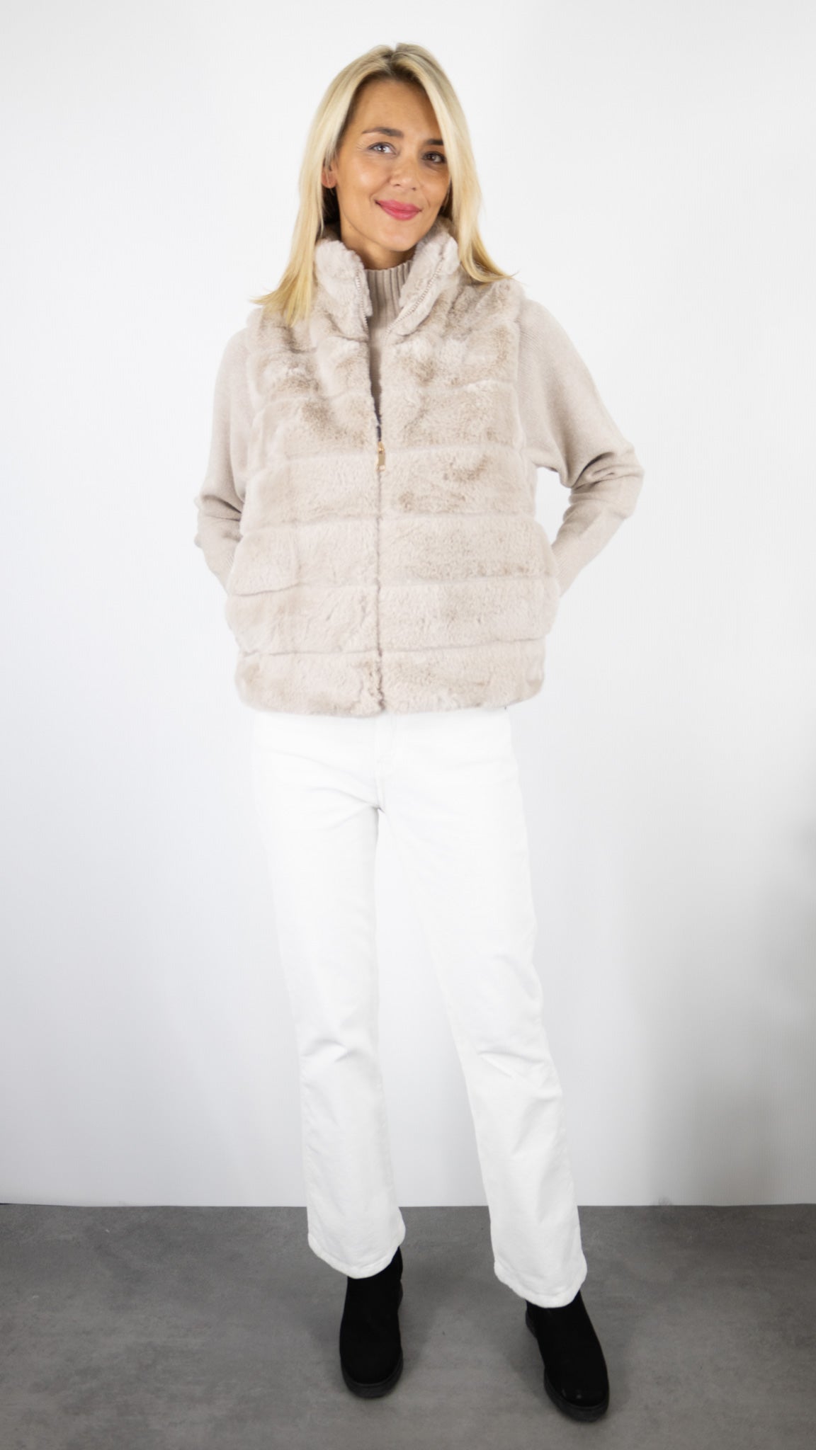 GILET SANS MANCHES FAUSSE FOURRURE VIMODA 40826#COLOR_BEIGE