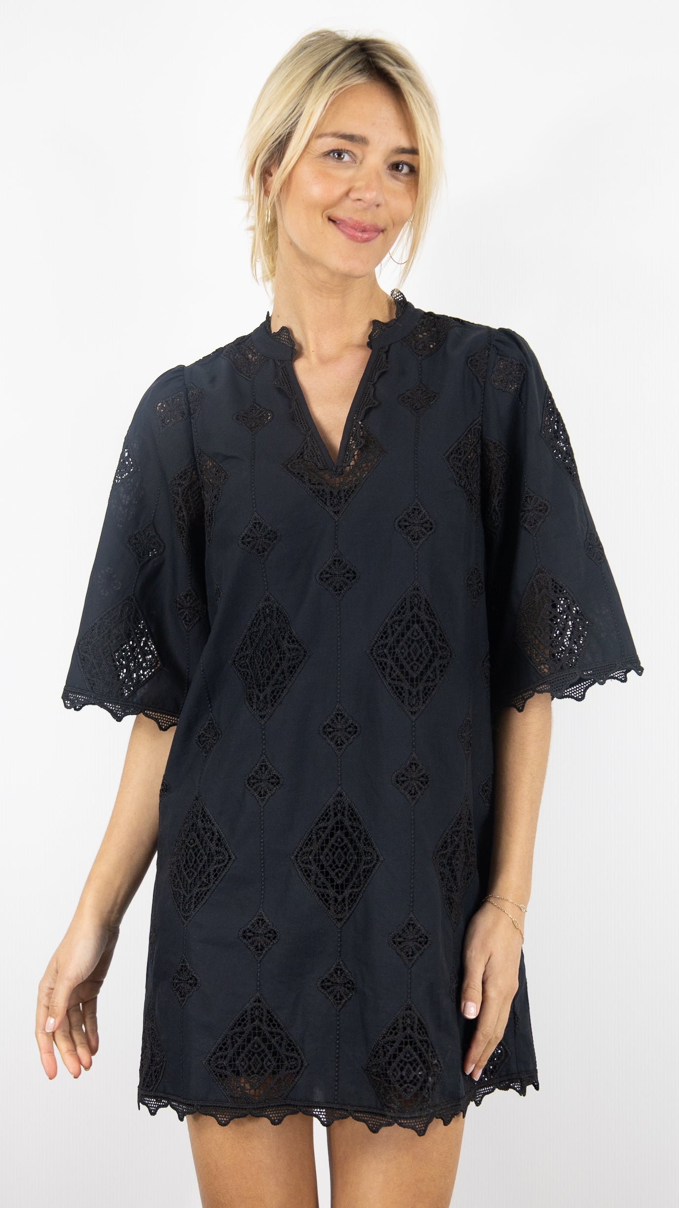 ROBE COURTE BRODEE NOIR BA&SH MALO#COLOR_NOIR