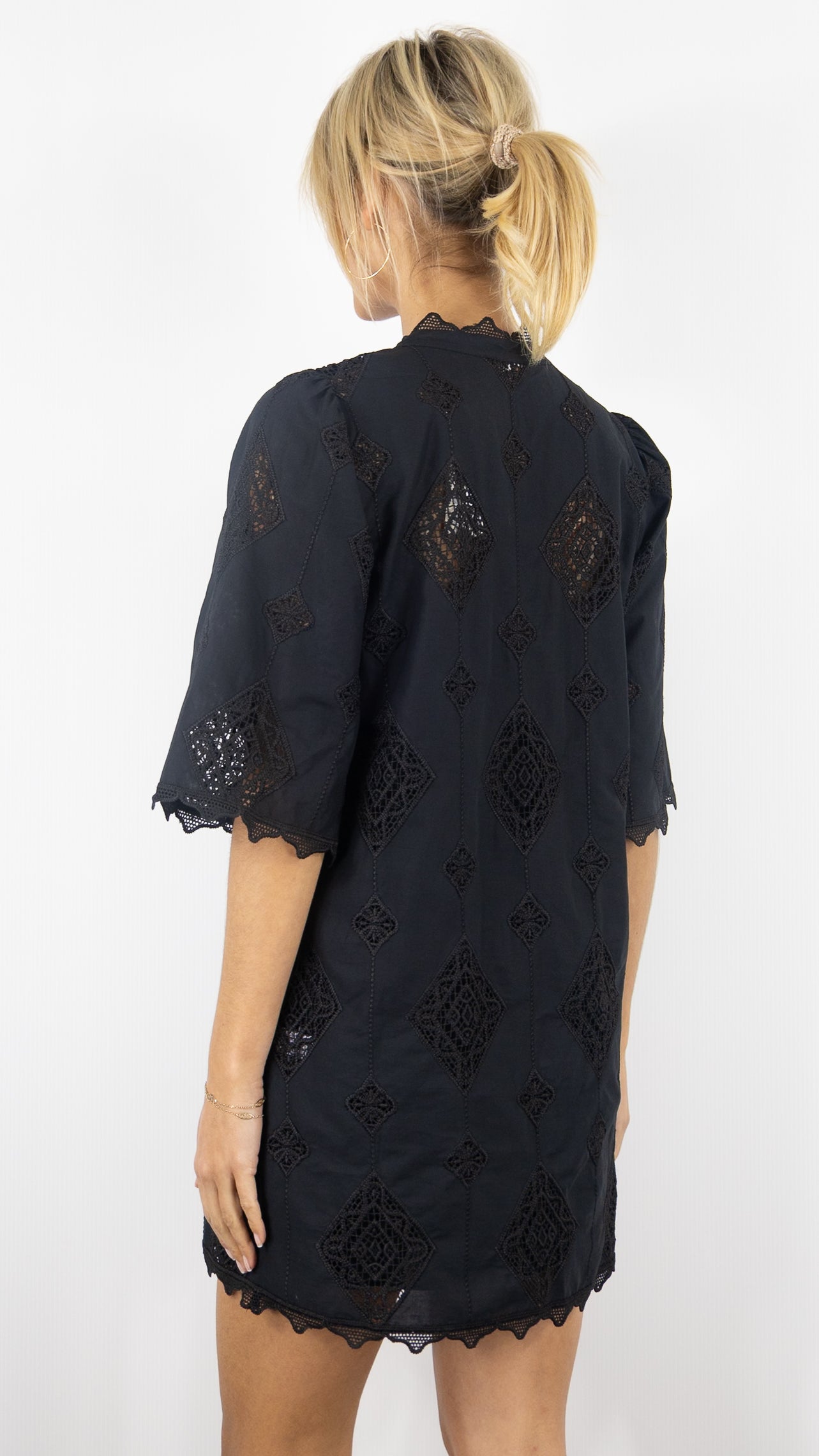 ROBE COURTE BRODEE NOIR BA&SH MALO#COLOR_NOIR