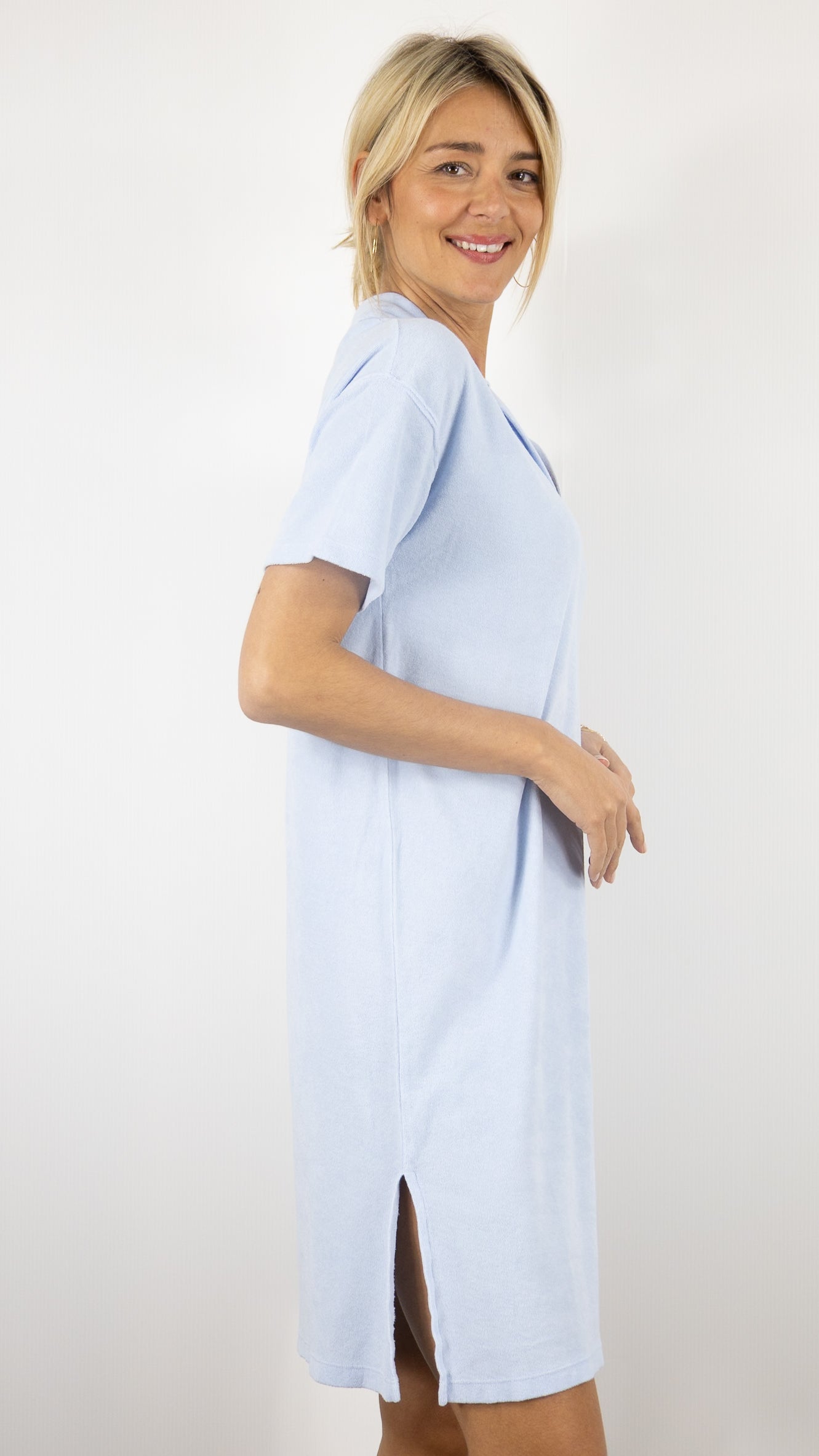 ROBE EN EPONGE DROITE MANCHES COURTES POUR FEMME#COLOR_04/SKY