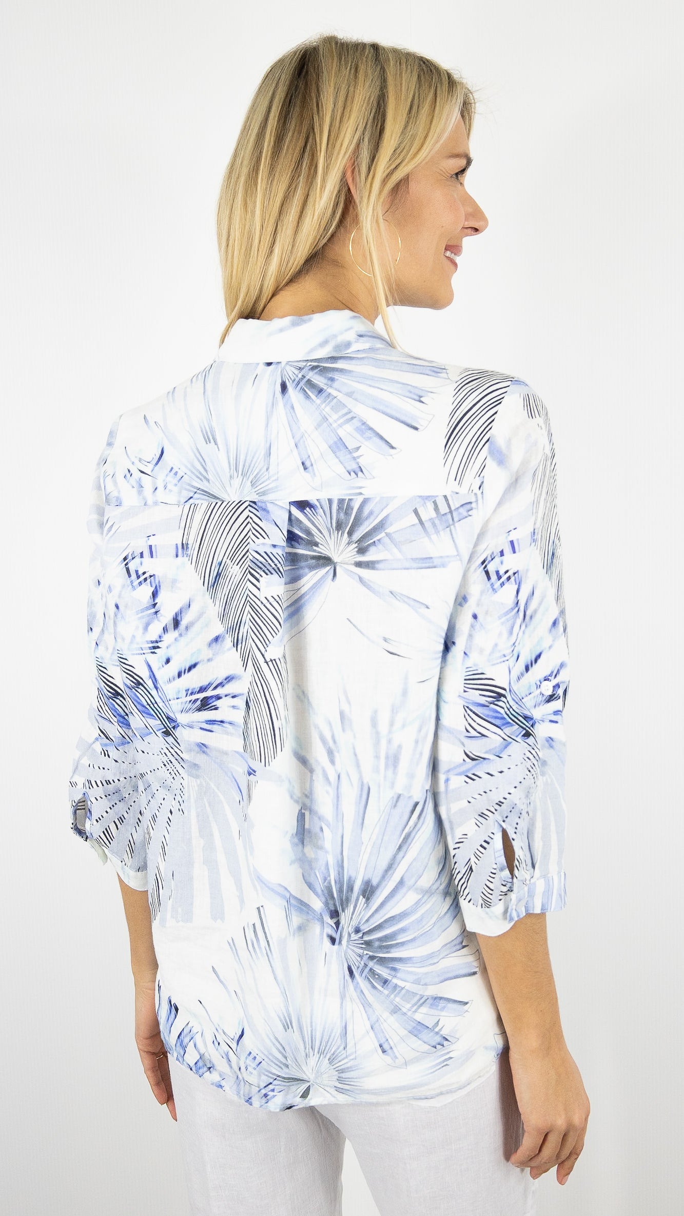 CHEMISE MANCHES COURTES IMPRIMEE EN LIN POUR FEMME TONI 78-84/1438-2#COLOR_54/SUMMER BLUE