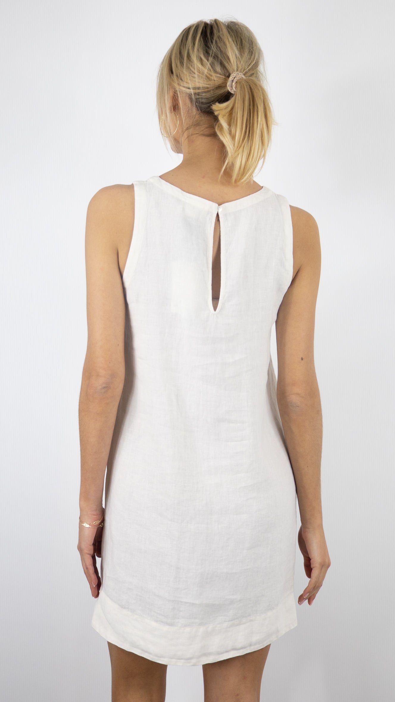 ROBE COURTE SANS MANCHES EN LIN HARTFORD RUELLE#COLOR_22/SHELL